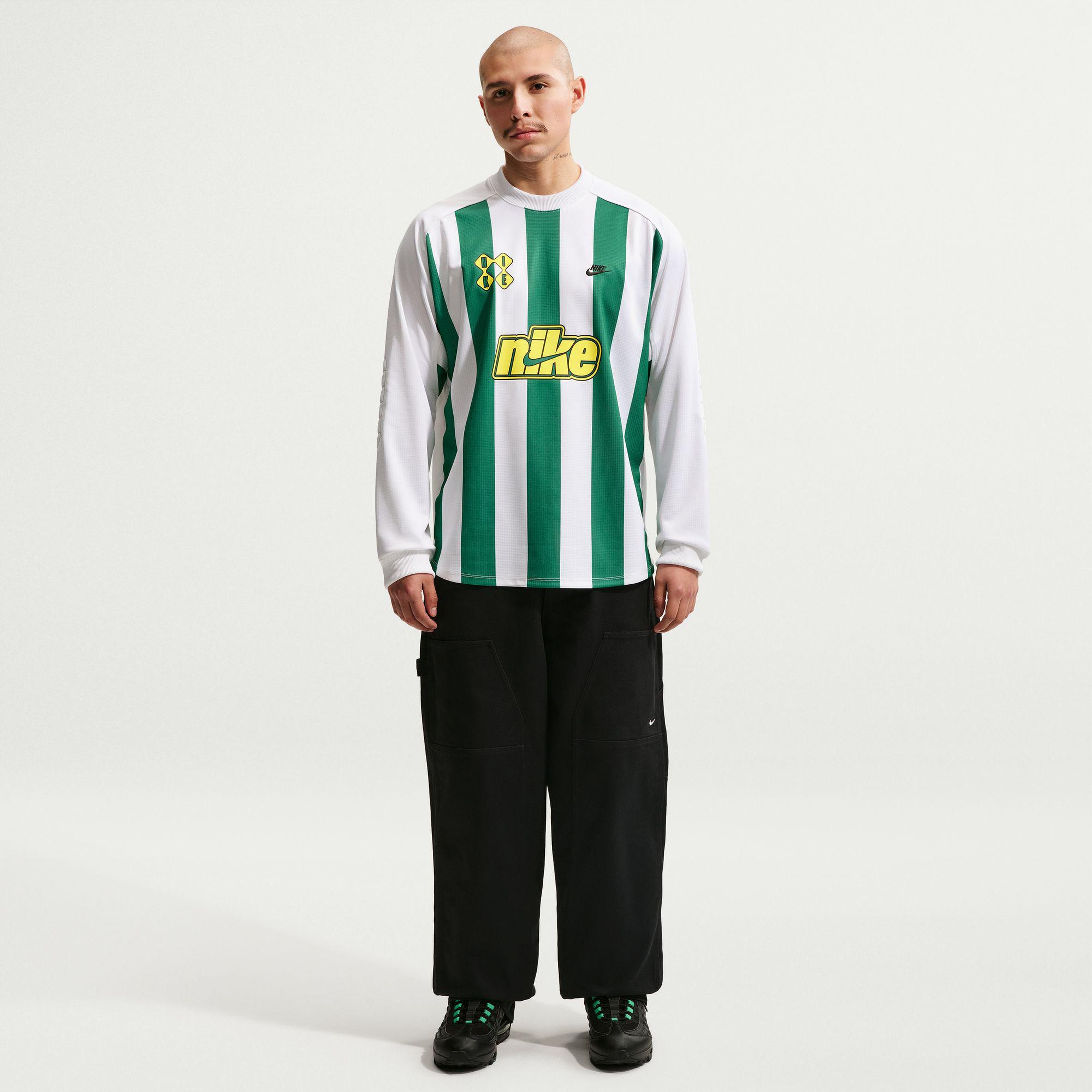 Nike Sportswear Club Goalie Erkek Yeşil T-Shirt