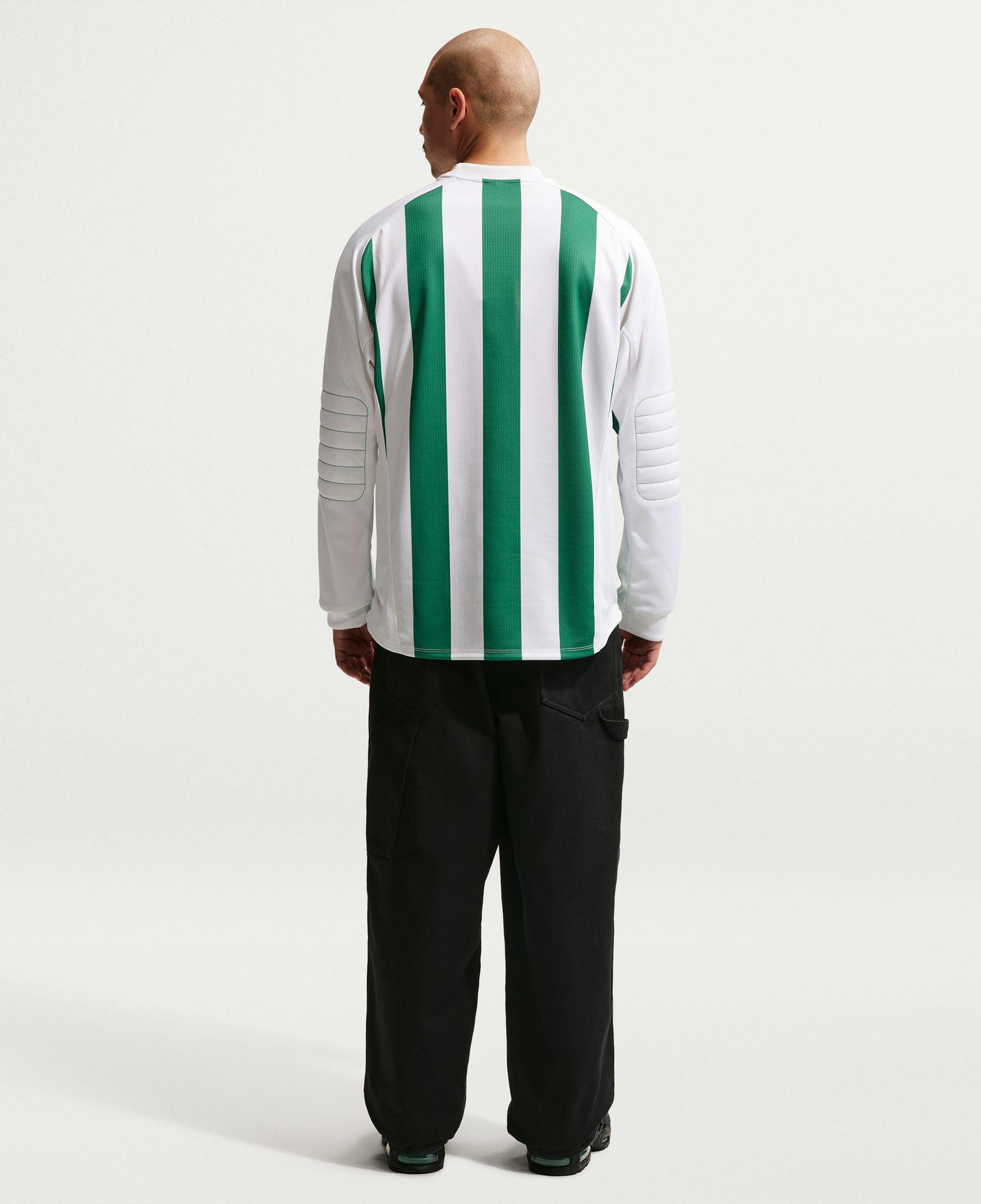 Nike Sportswear Club Goalie Erkek Yeşil T-Shirt
