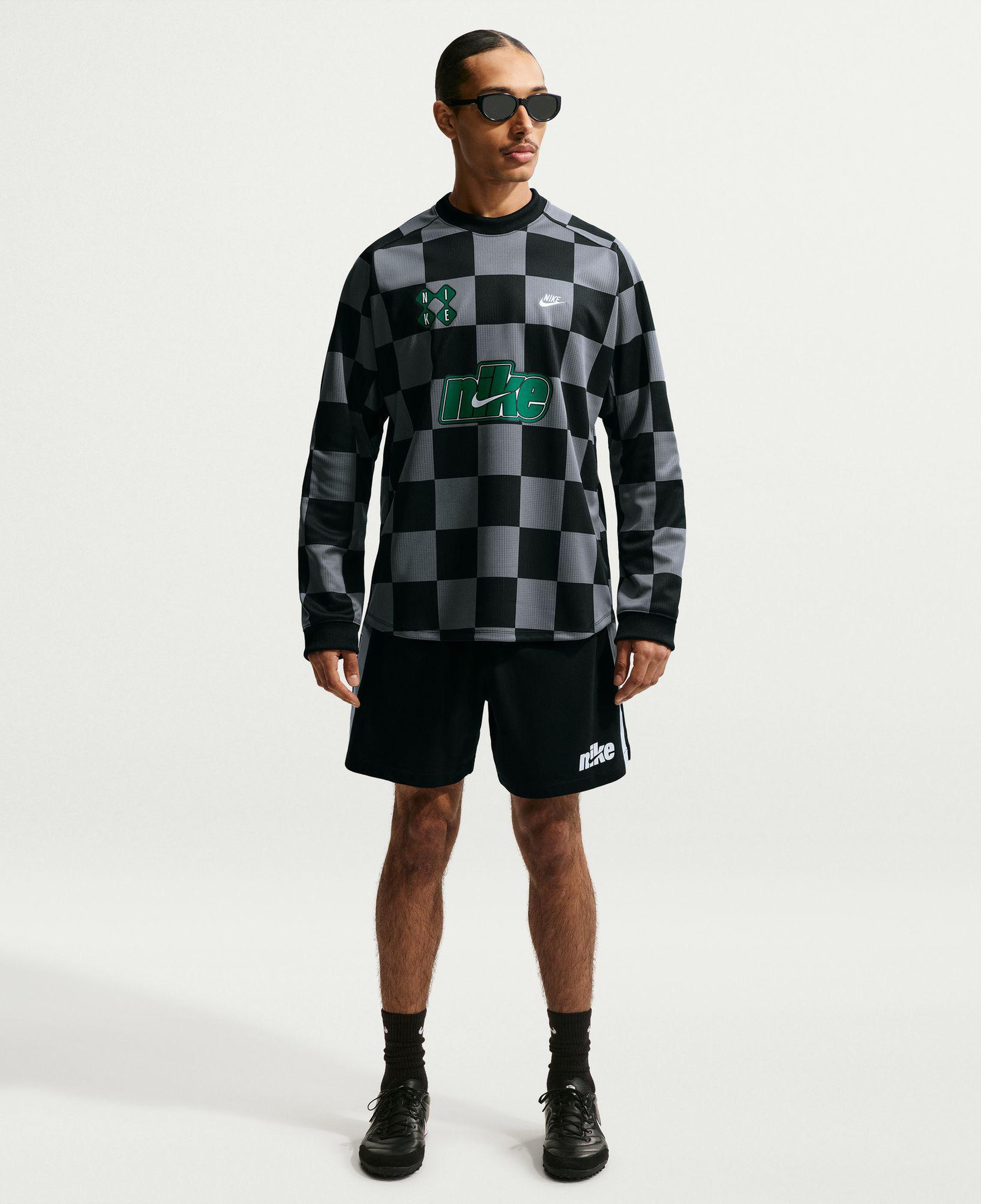 Nike Sportswear Club Goalie Erkek Siyah T-Shirt