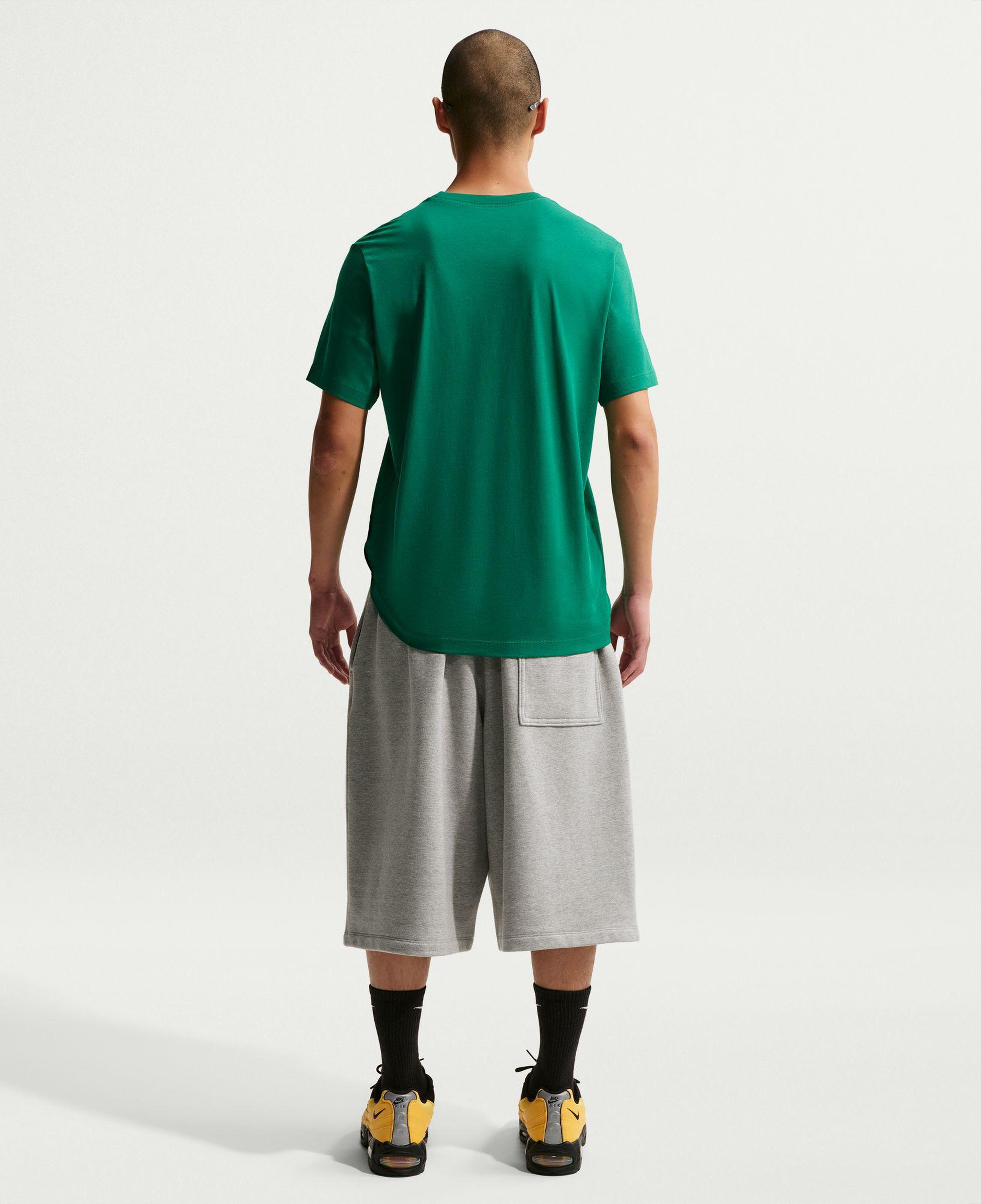 Nike Sportswear Celebrate Sport Erkek Yeşil T-Shirt