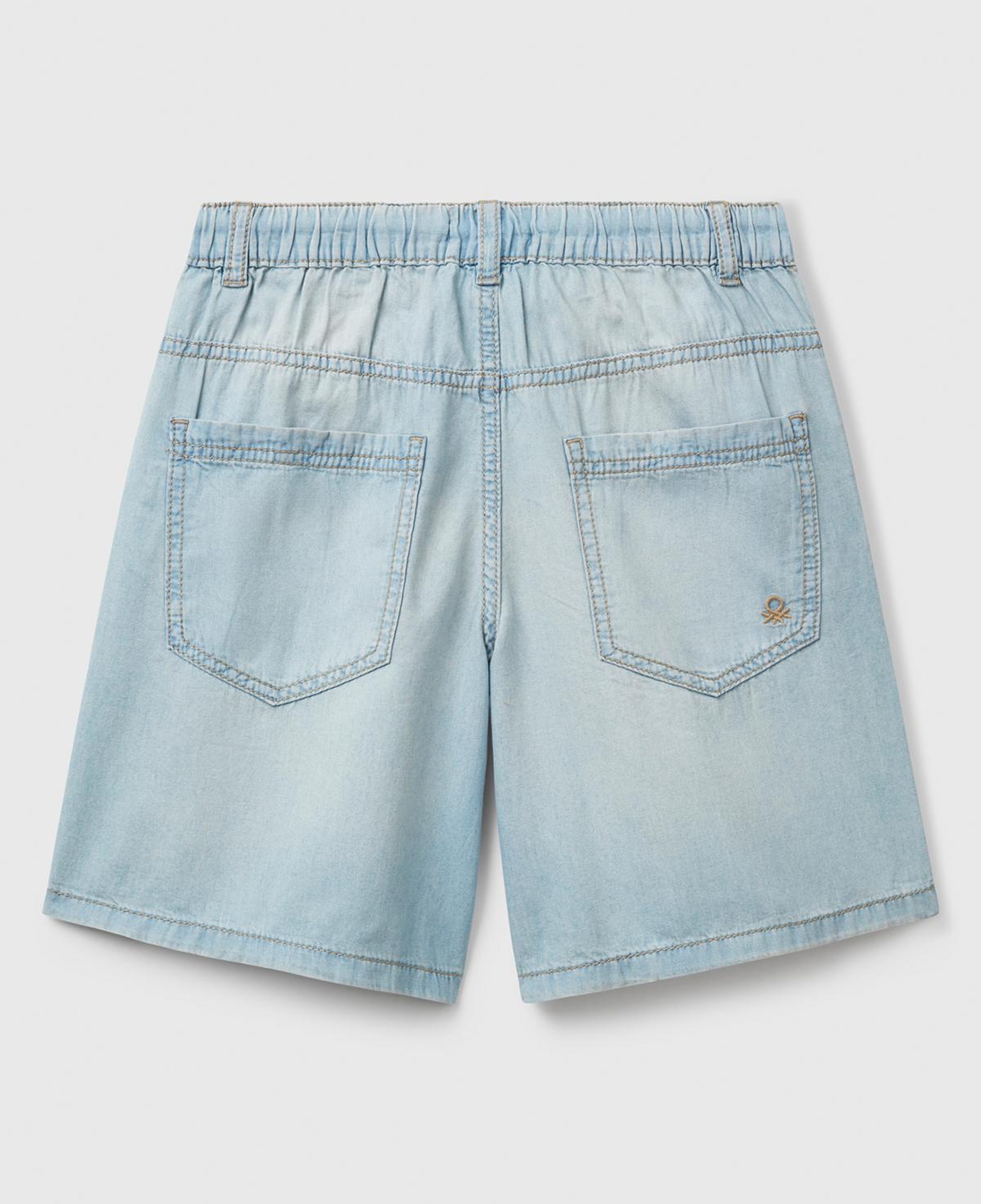 Erkek Çocuk Açık Denim Arka Cebi Logo Detaylı Büzgü İpli Denim Bermuda Şort