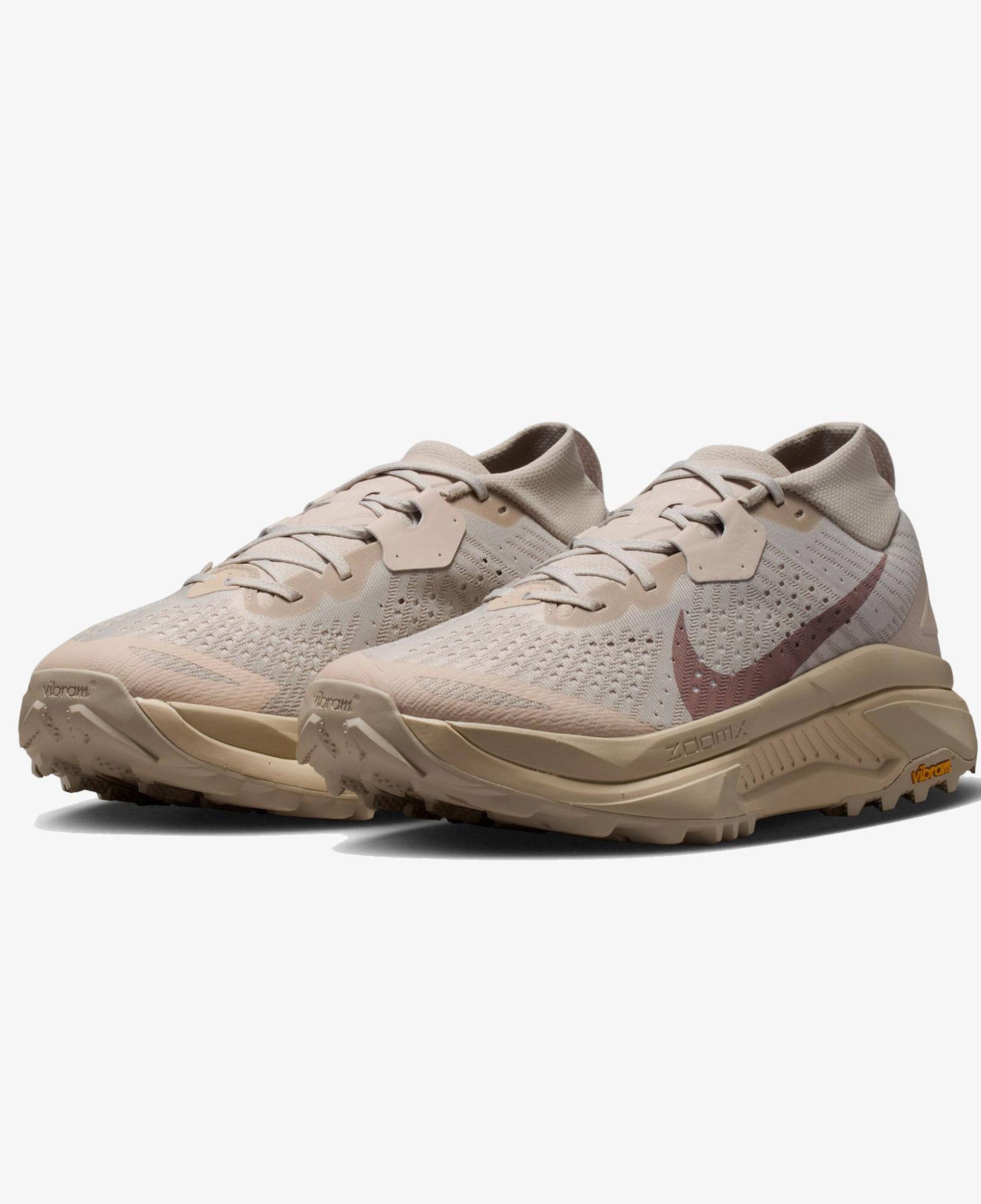 Nike ACG Zegama Trail Erkek Bej Spor Ayakkabı