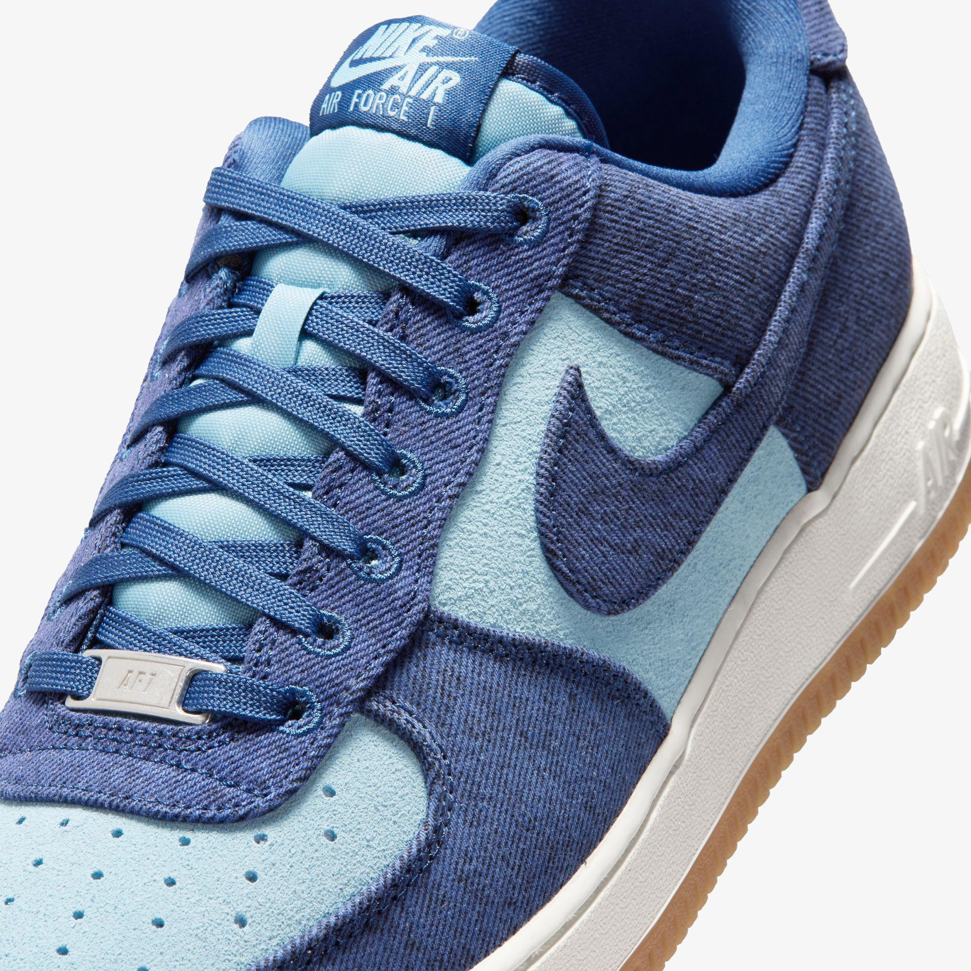 Nike Air Force 1 '07 LV8 Erkek Lacivert Spor Ayakkabı