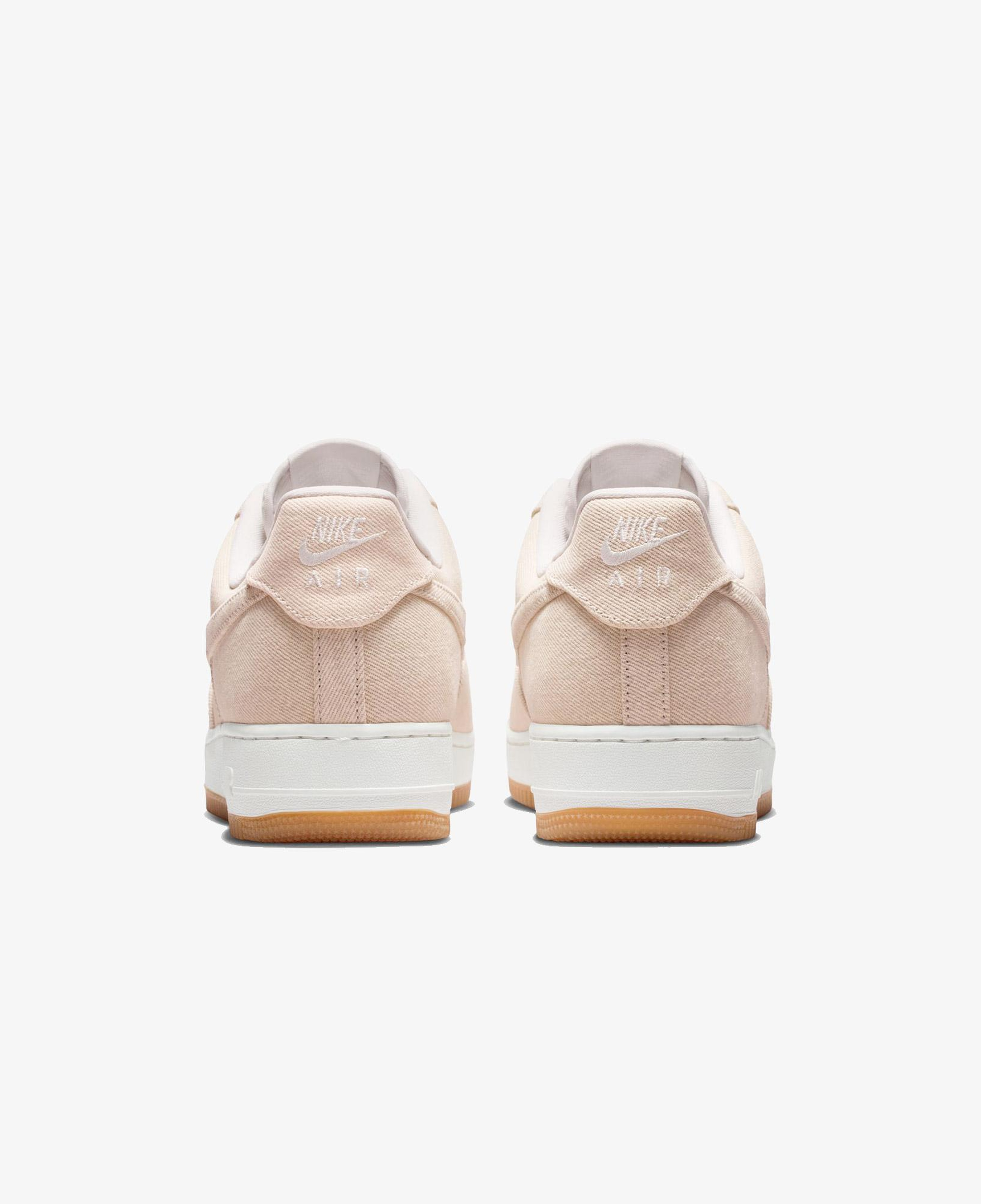 Nike Air Force 1 '07 LV8 Erkek Bej Spor Ayakkabı