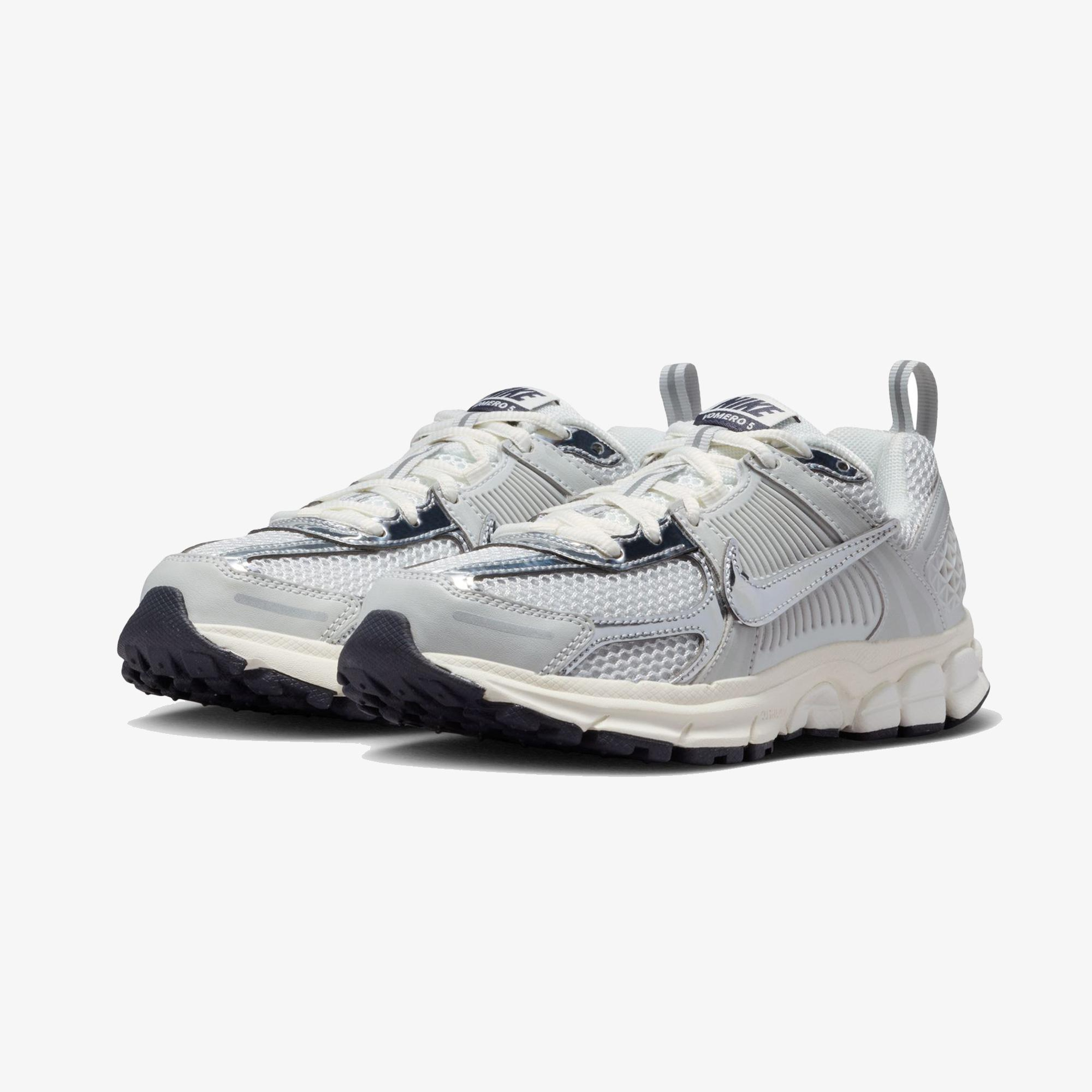 Nike Vomero 5 Gri Spor Ayakkabı