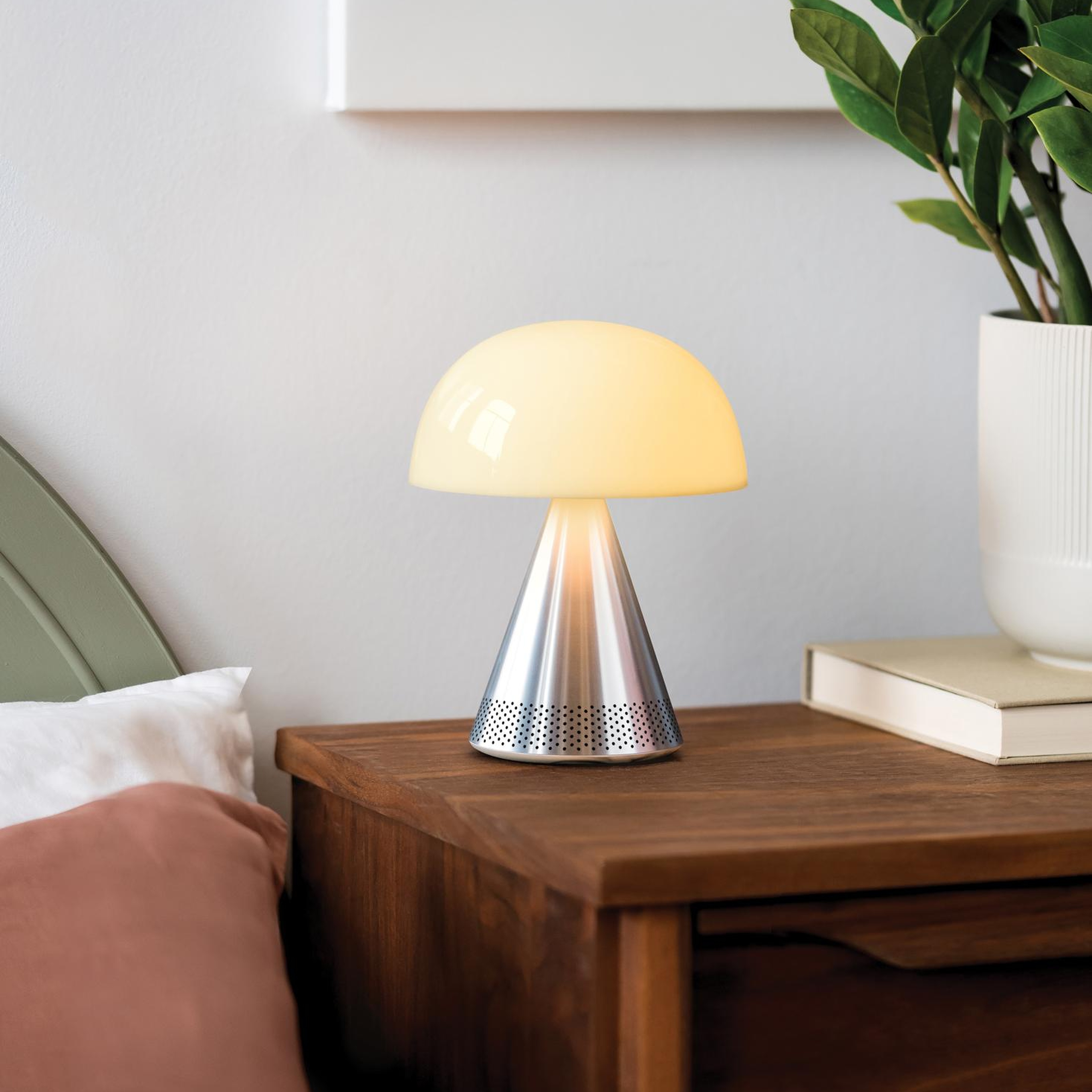 Lexon Mina L Led Lamba ve  Bluetooth Hoparlör Alüminyum