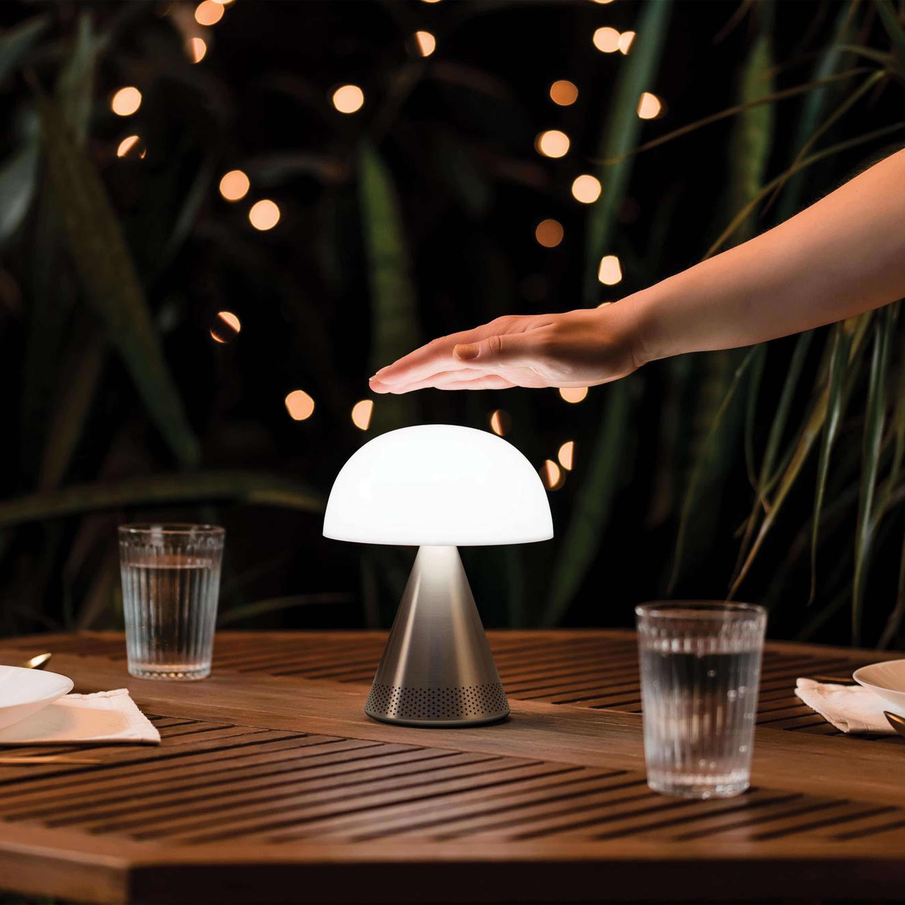 Lexon Mina L Led Lamba ve  Bluetooth Hoparlör Alüminyum