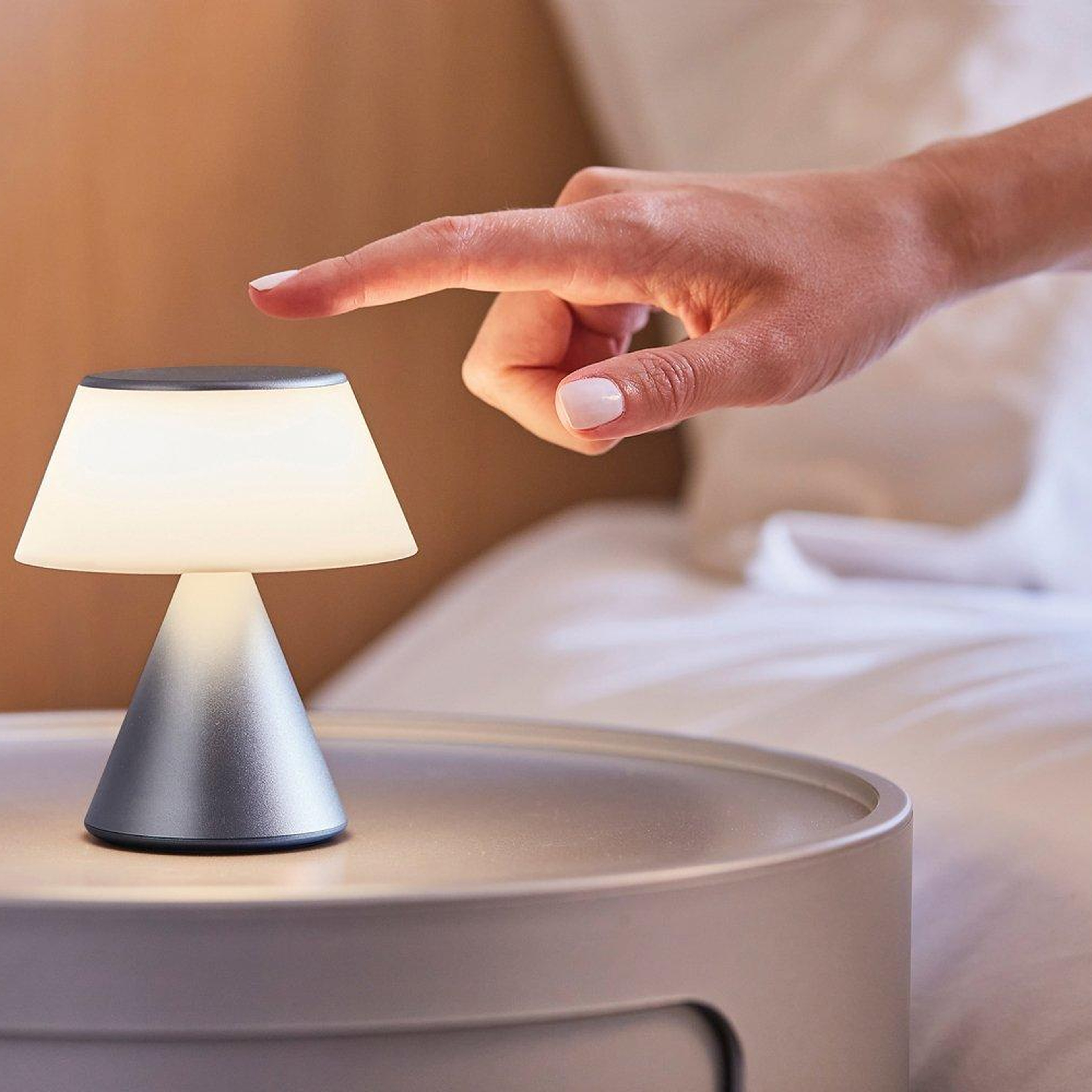 Lexon Luma M Led Lamba- Koyu Gri