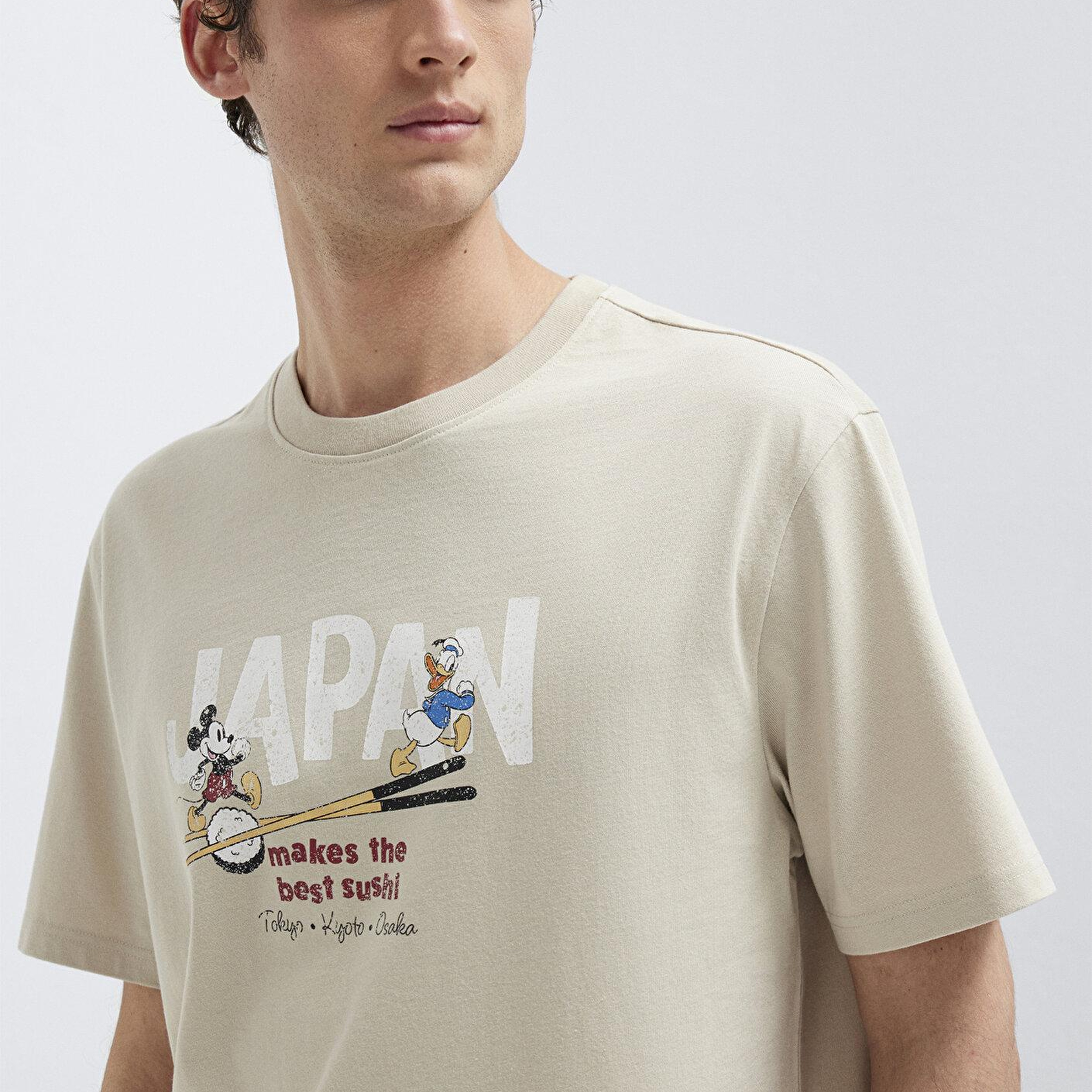 Mavi Japonya Baskılı Bej Tişört Loose Fit / Bol Rahat Kesim 0613209-70144