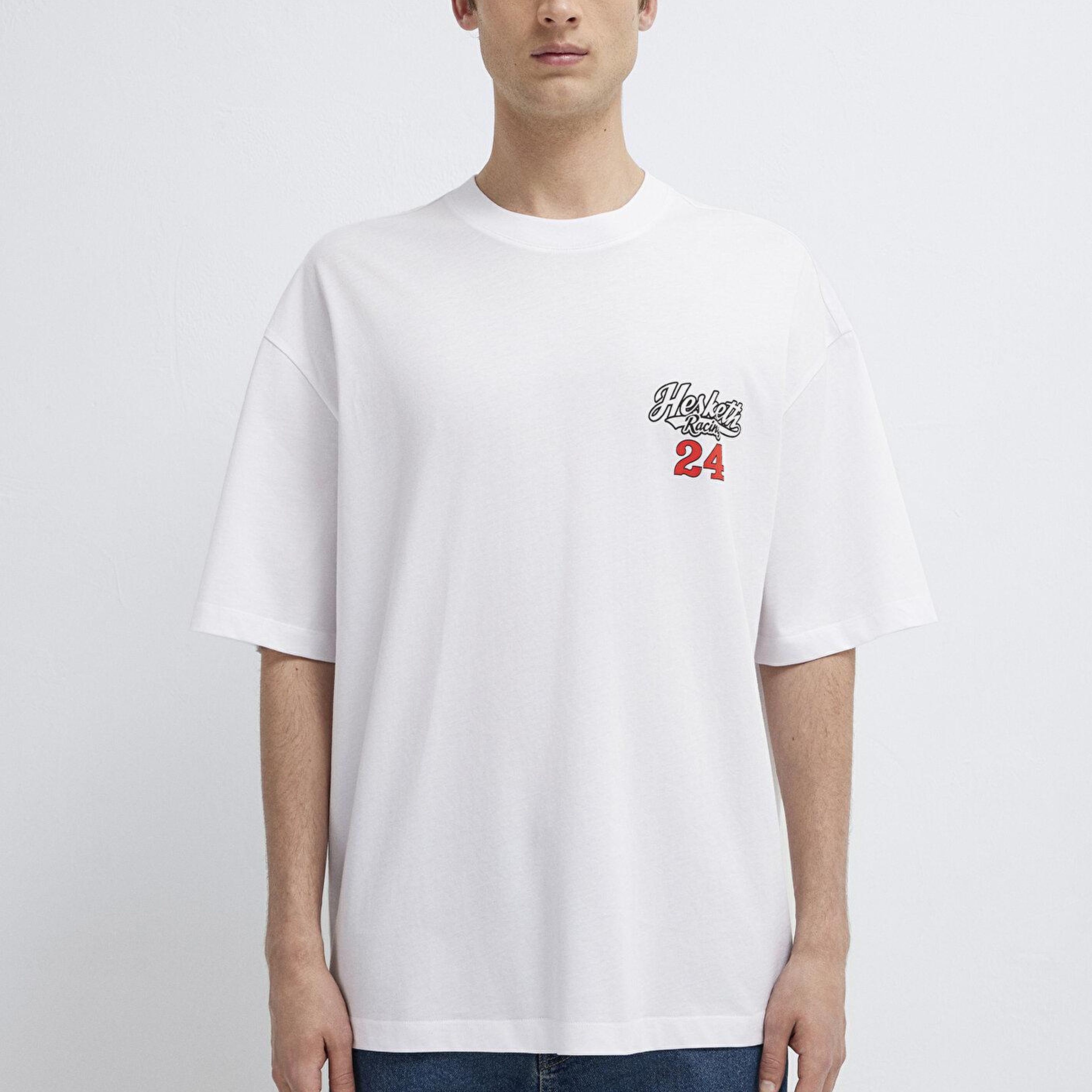 Mavi Sırt Baskılı Beyaz Tişört Oversize / Geniş Kesim 0613352-620