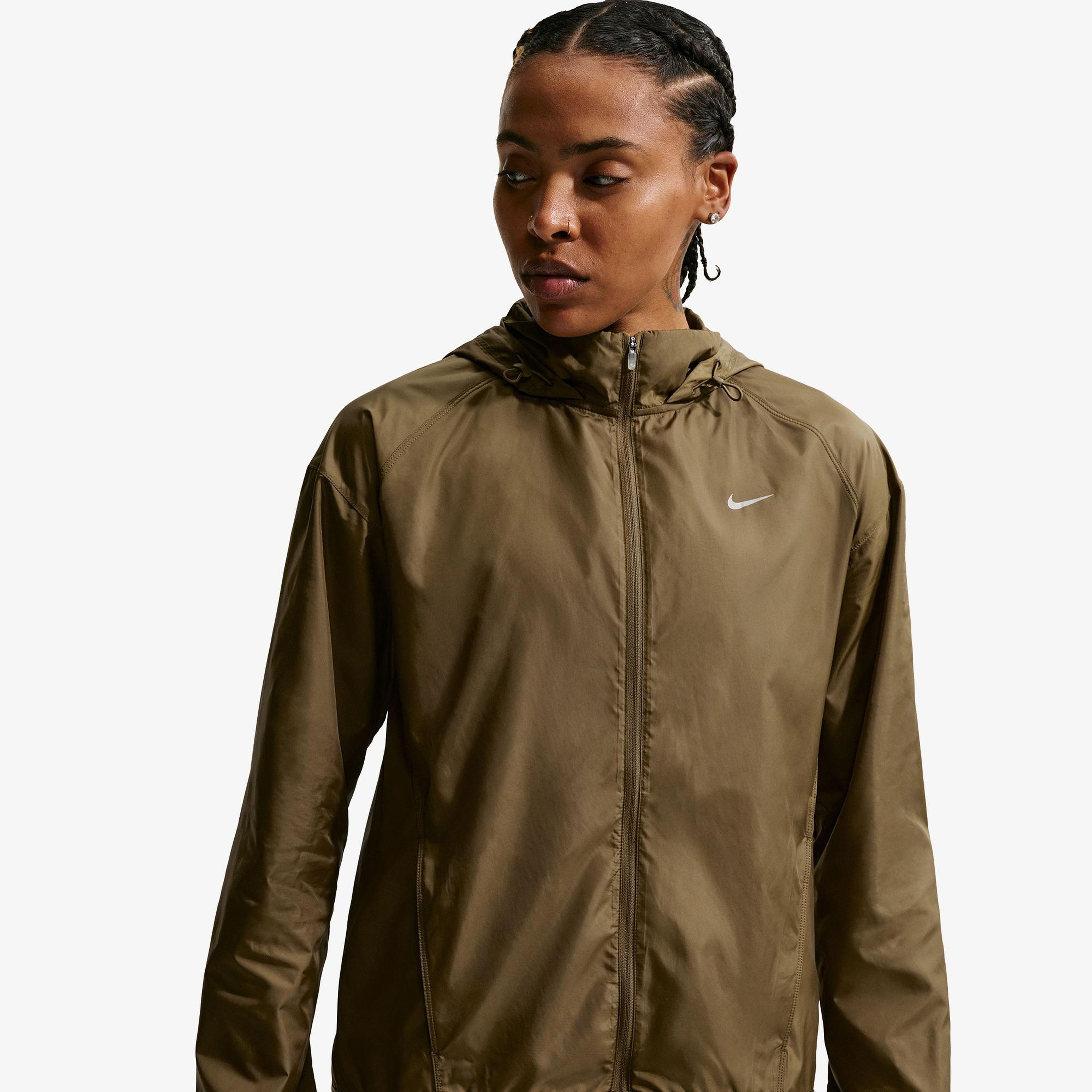 Nike Tempo Repel Kadın Haki Yağmurluk