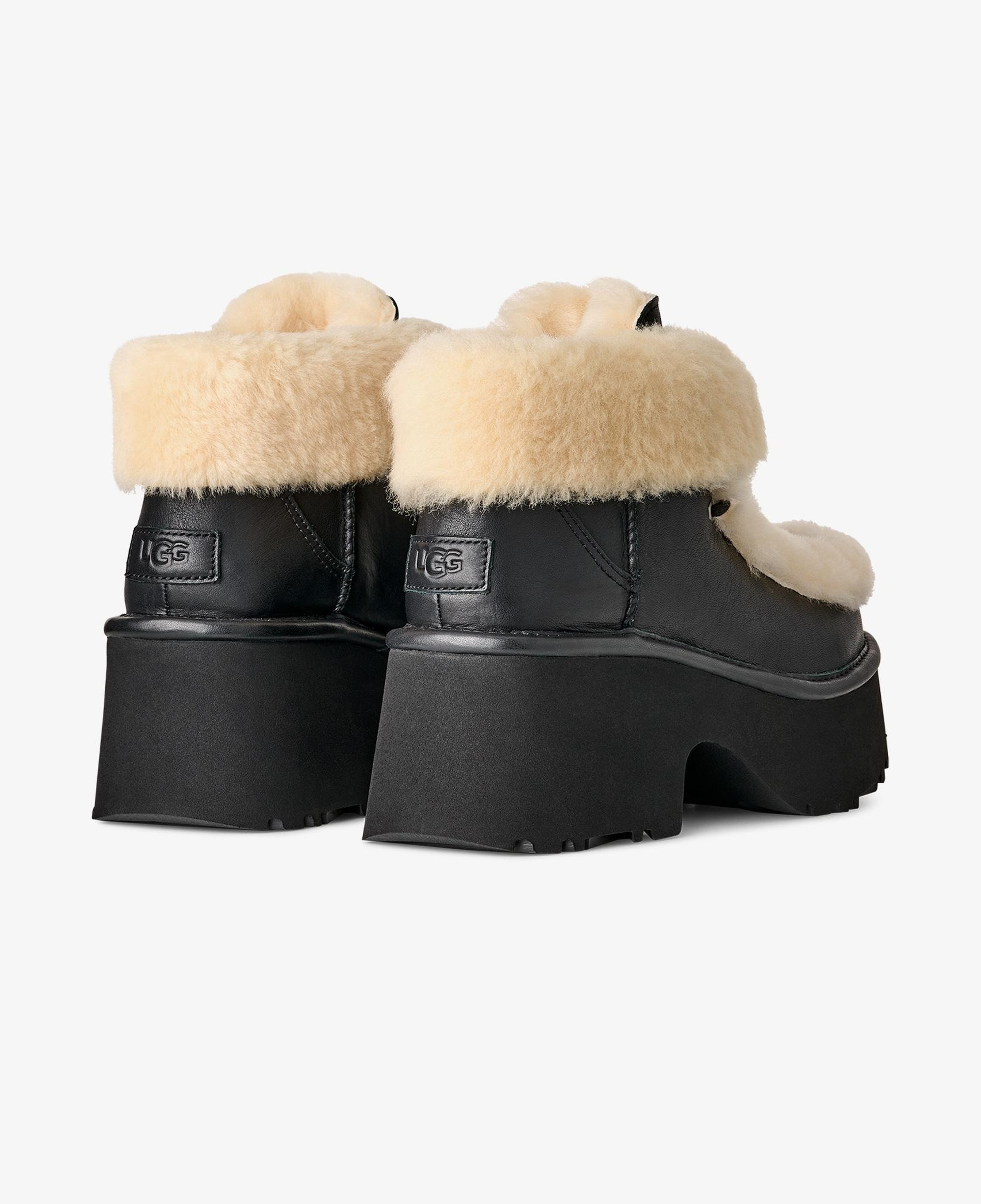 UGG Esmee Leather Lace Up Kadın Siyah Bot
