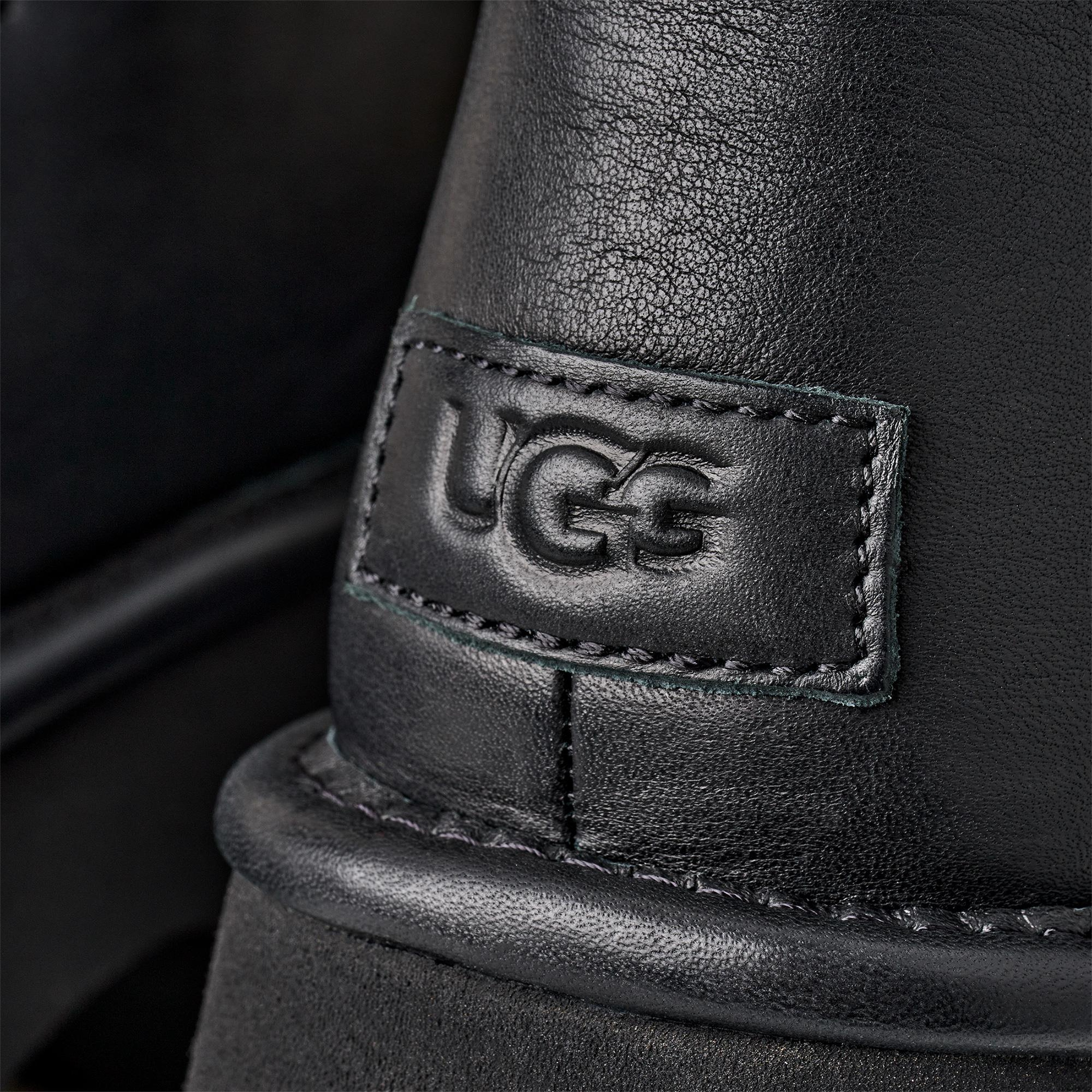UGG Esmee Leather Lace Up Kadın Siyah Bot