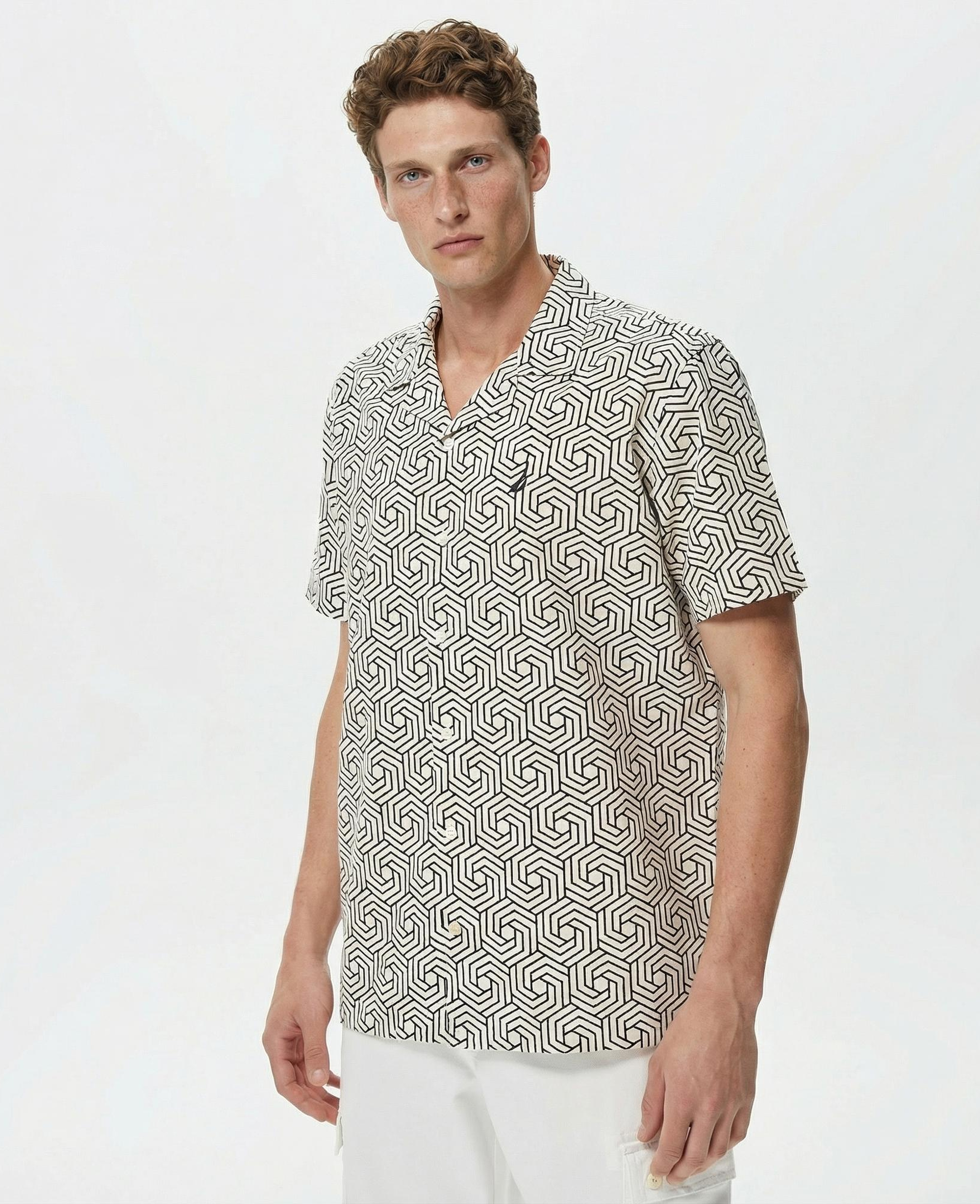 Nautica Erkek Krem Rengi Classic Fit Kısa Kollu Keten Gömlek