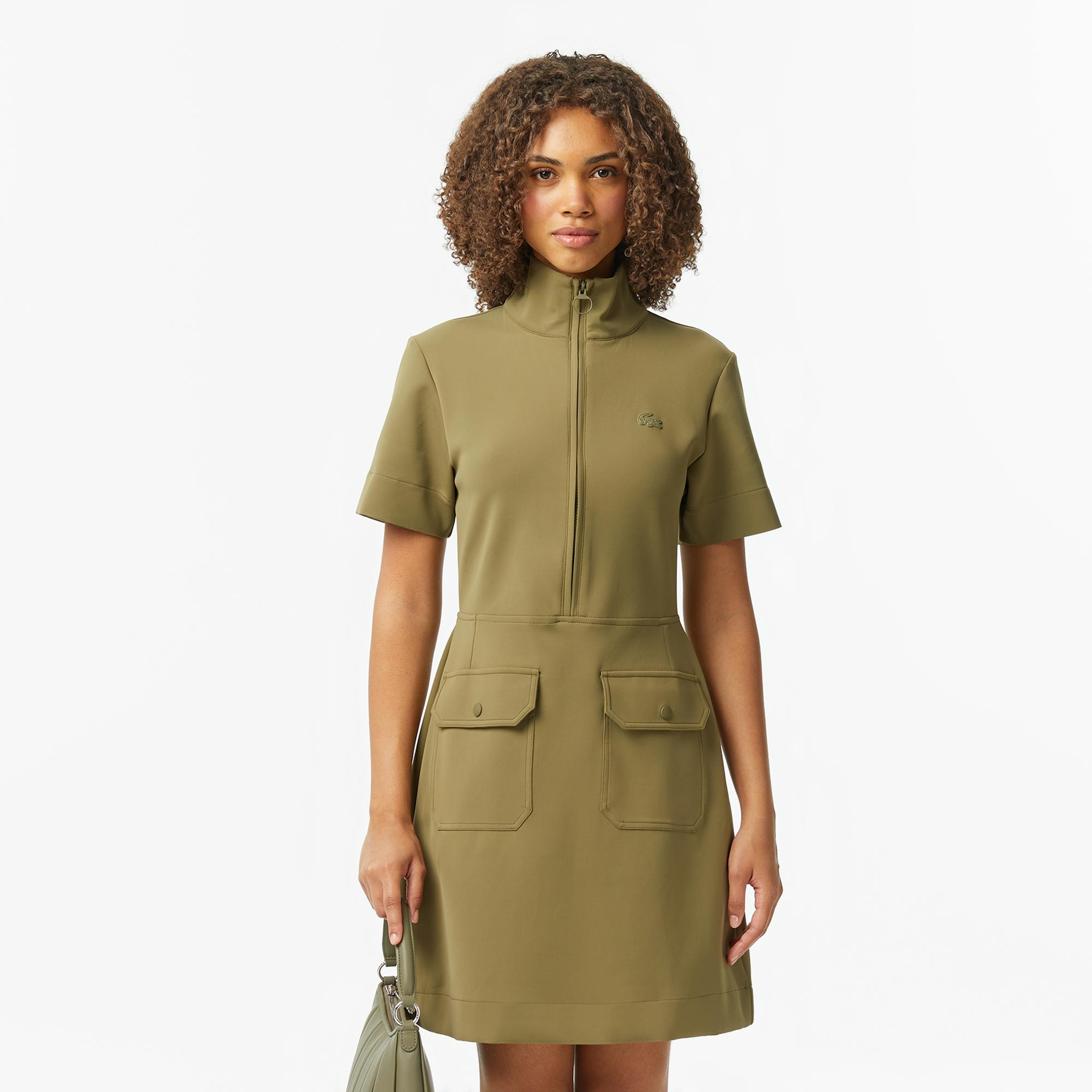 Lacoste Kadın Classic Fit Kısa Kollu Dik Yaka Haki Elbise