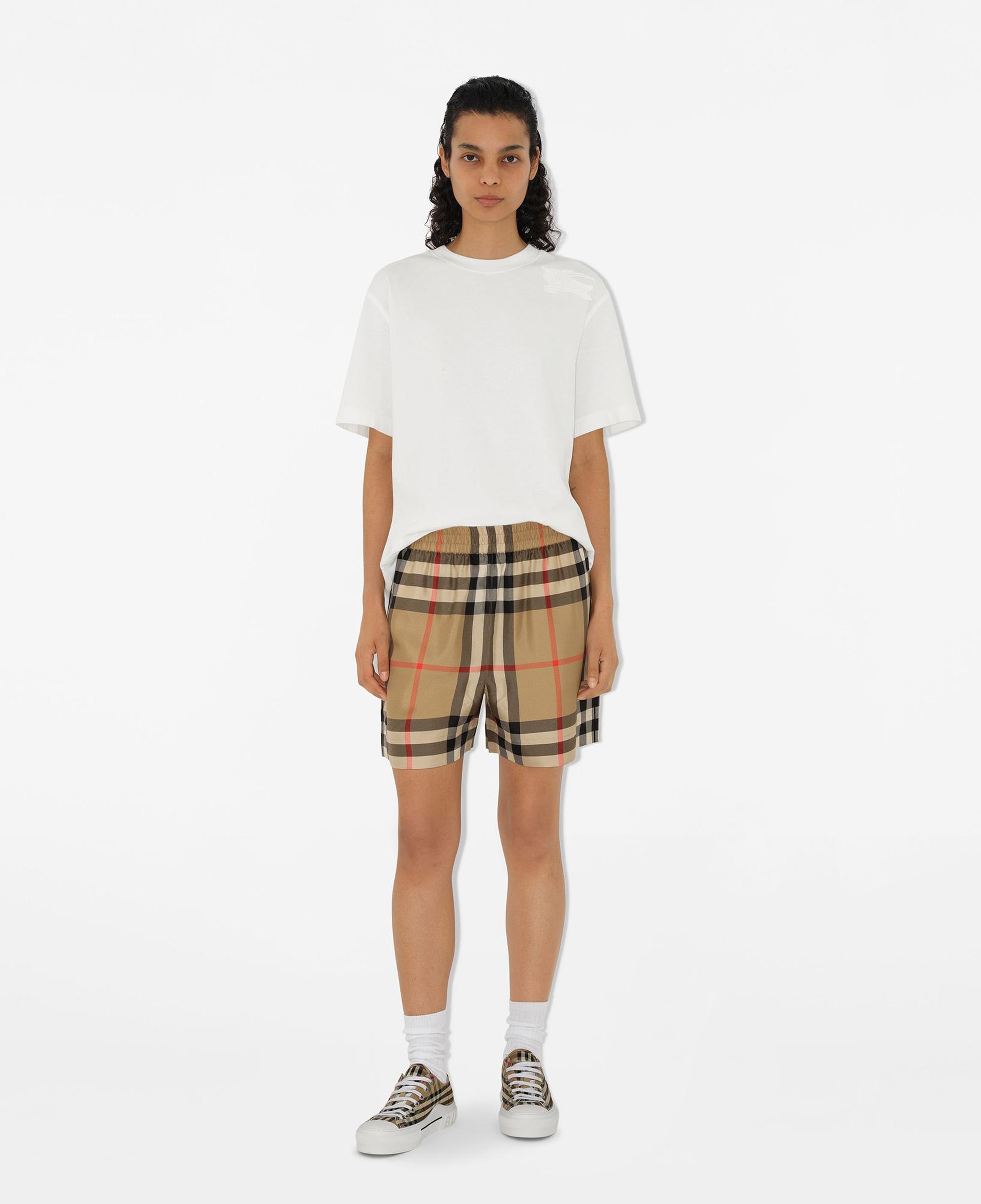 Burberry Check İpek Kadın Bej Şort