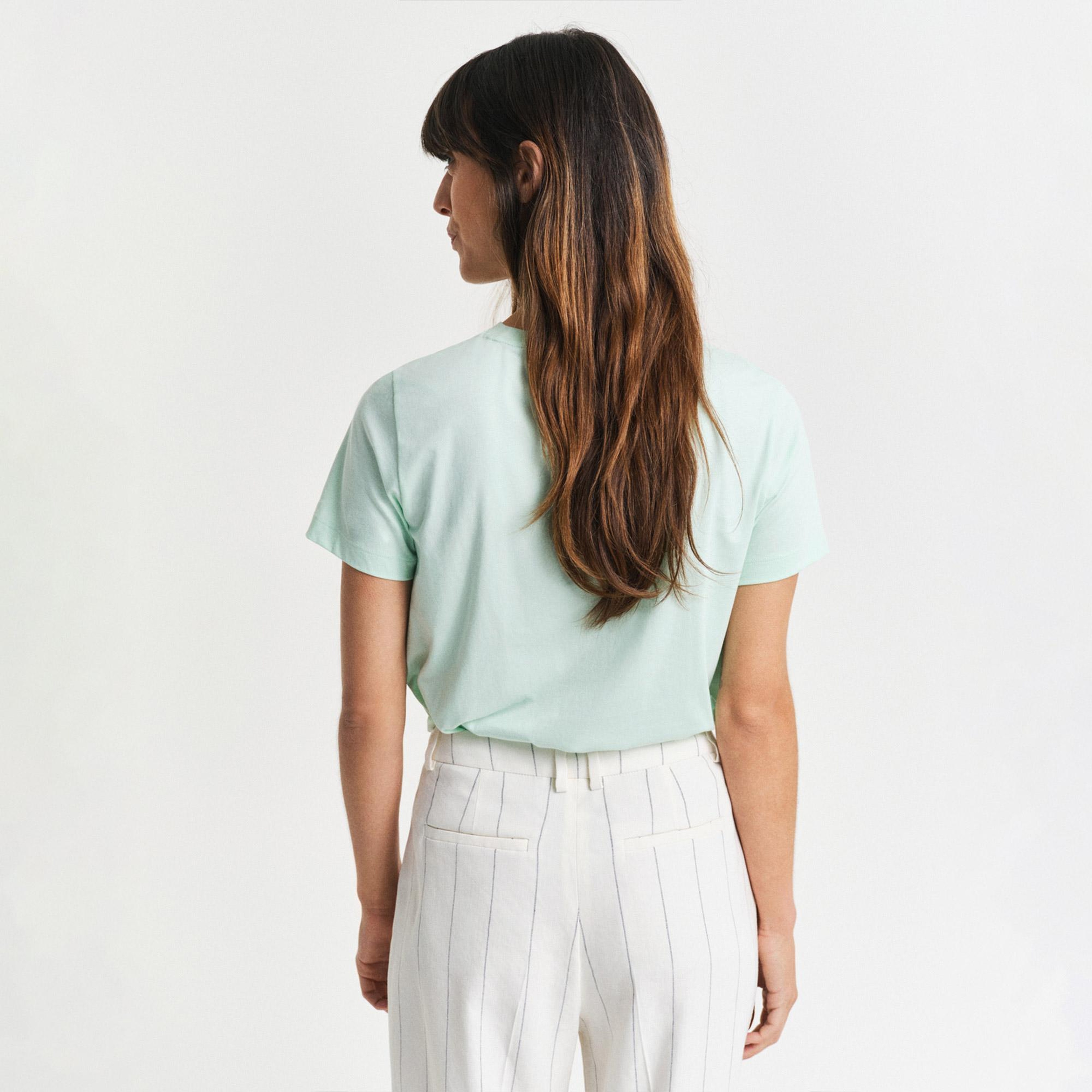 GANT Kadın Yeşil Regular Fit Bisiklet Yaka T-Shirt