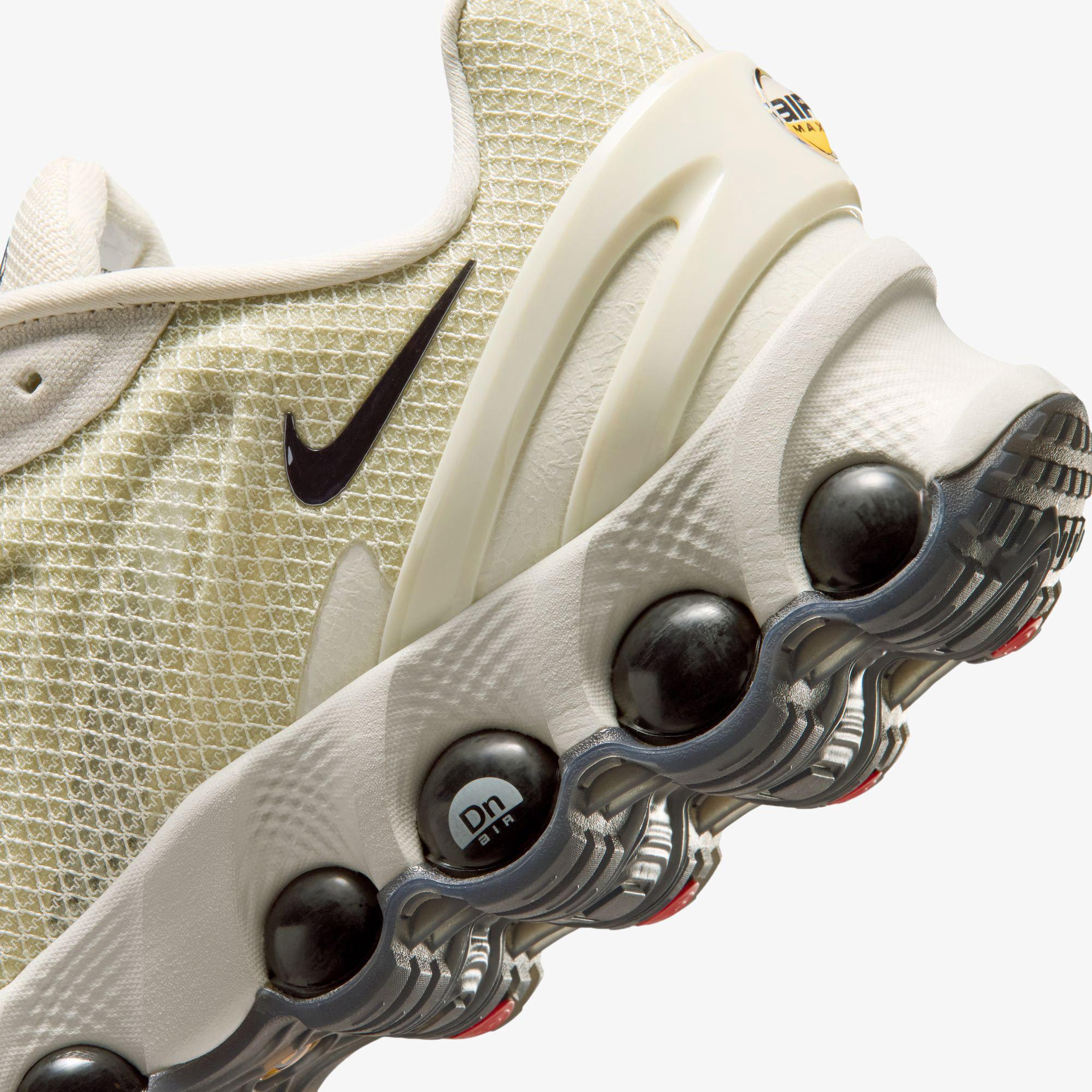 Nike Air Max Dn8 Erkek Siyah Spor Ayakkabı