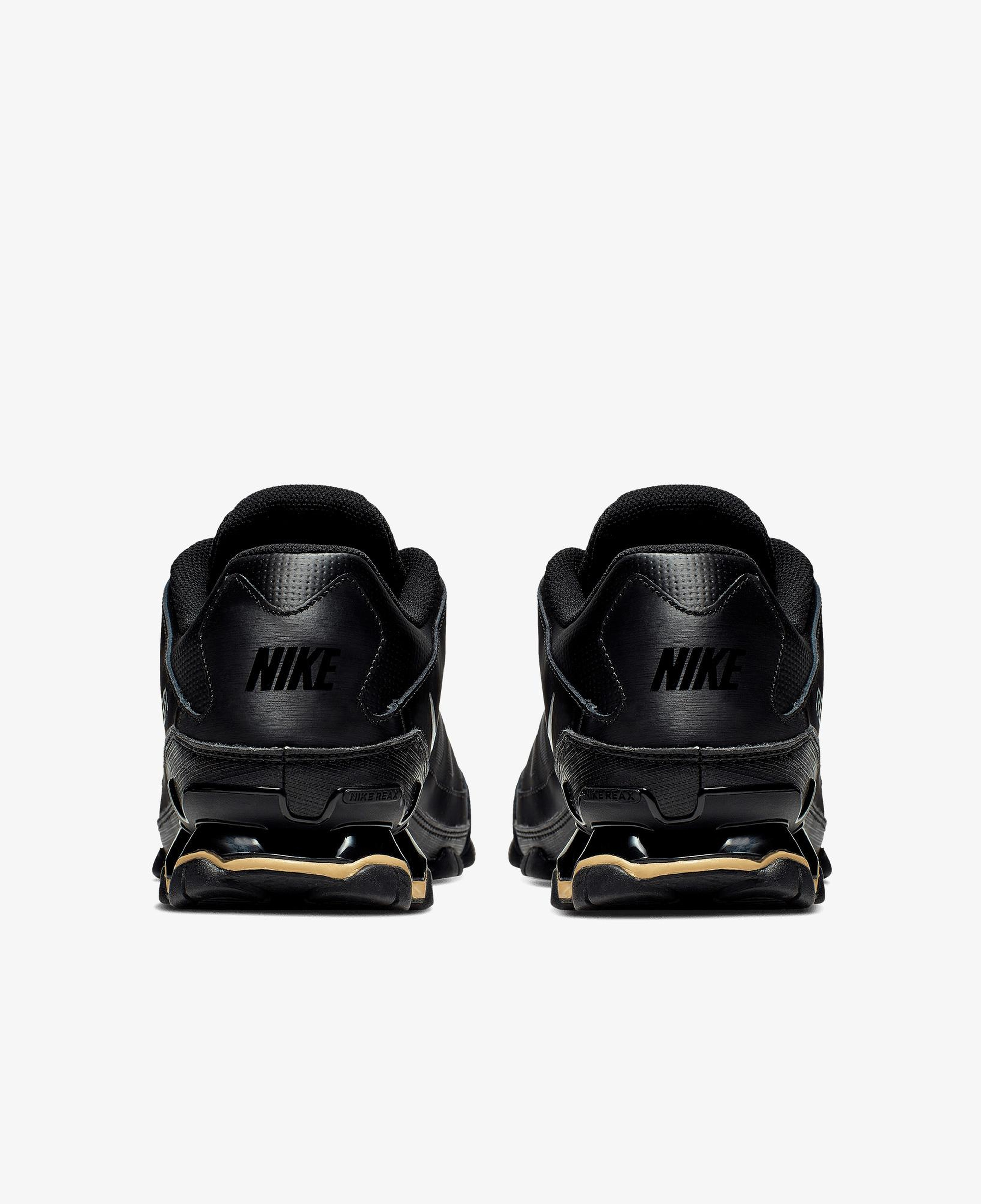 Nike Reax 8 Erkek Siyah Spor Ayakkabı