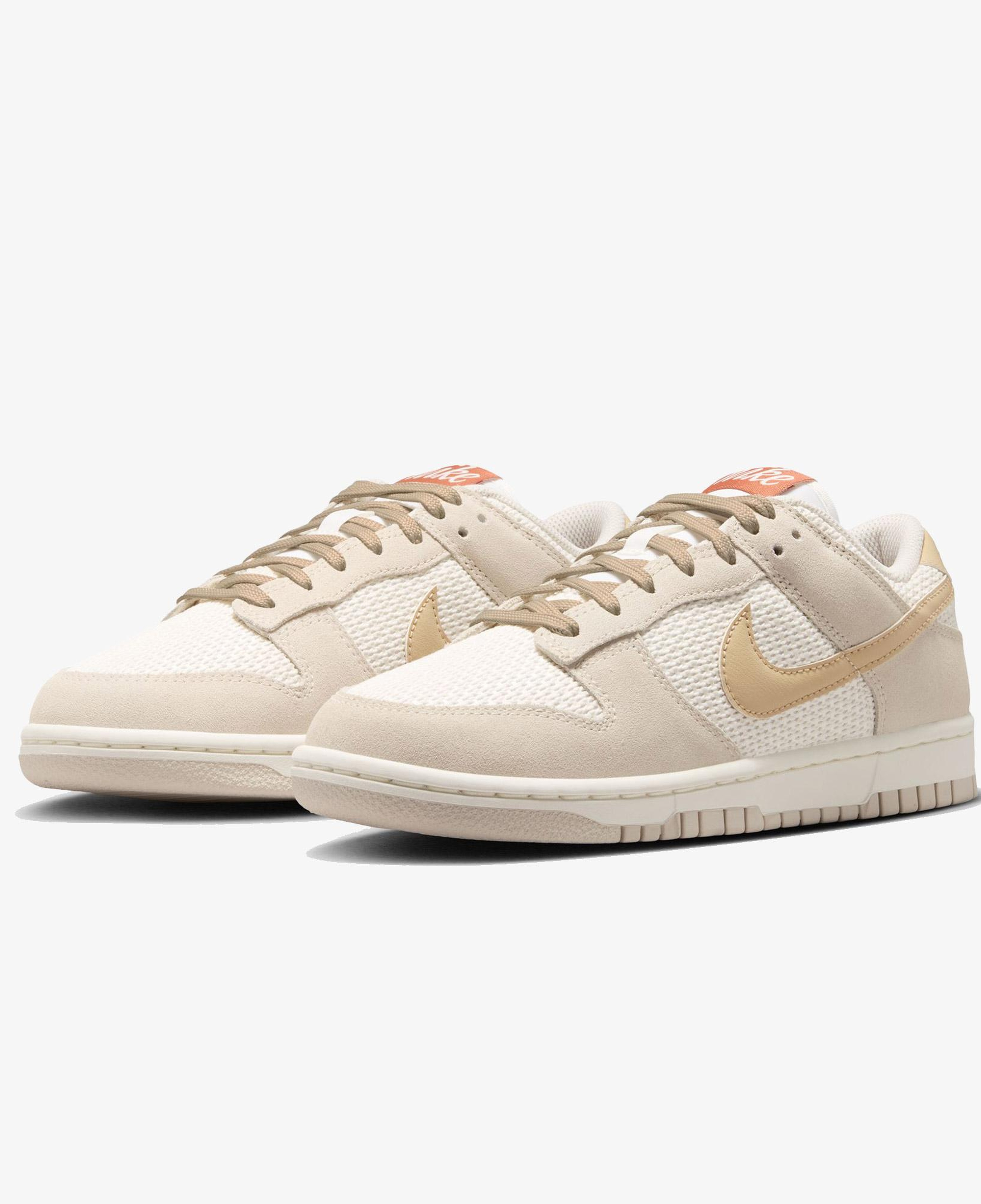 Nike Dunk Low SE Kadın Bej Spor Ayakkabı