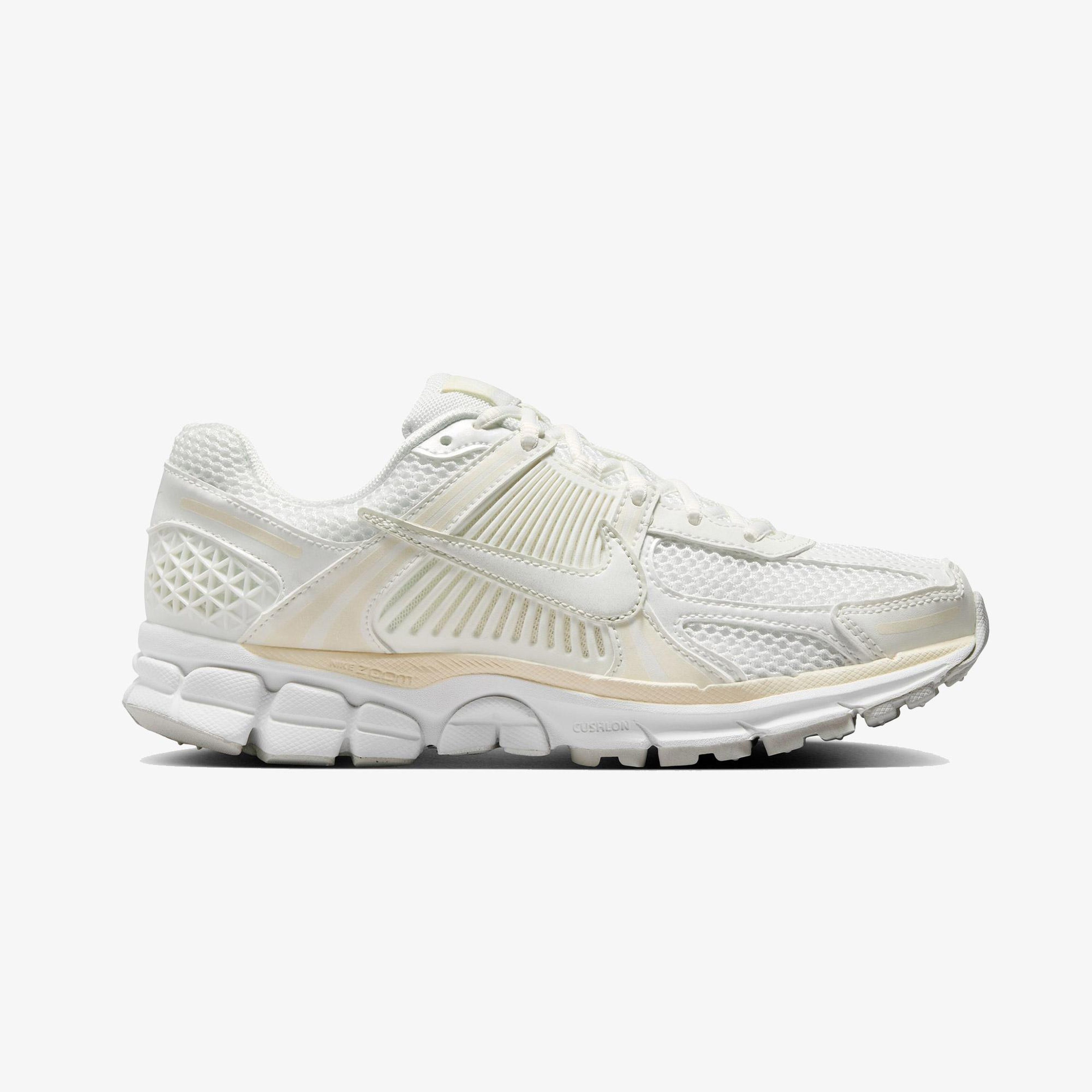 Nike Zoom Vomero 5 Kadın Beyaz Spor Ayakkabı