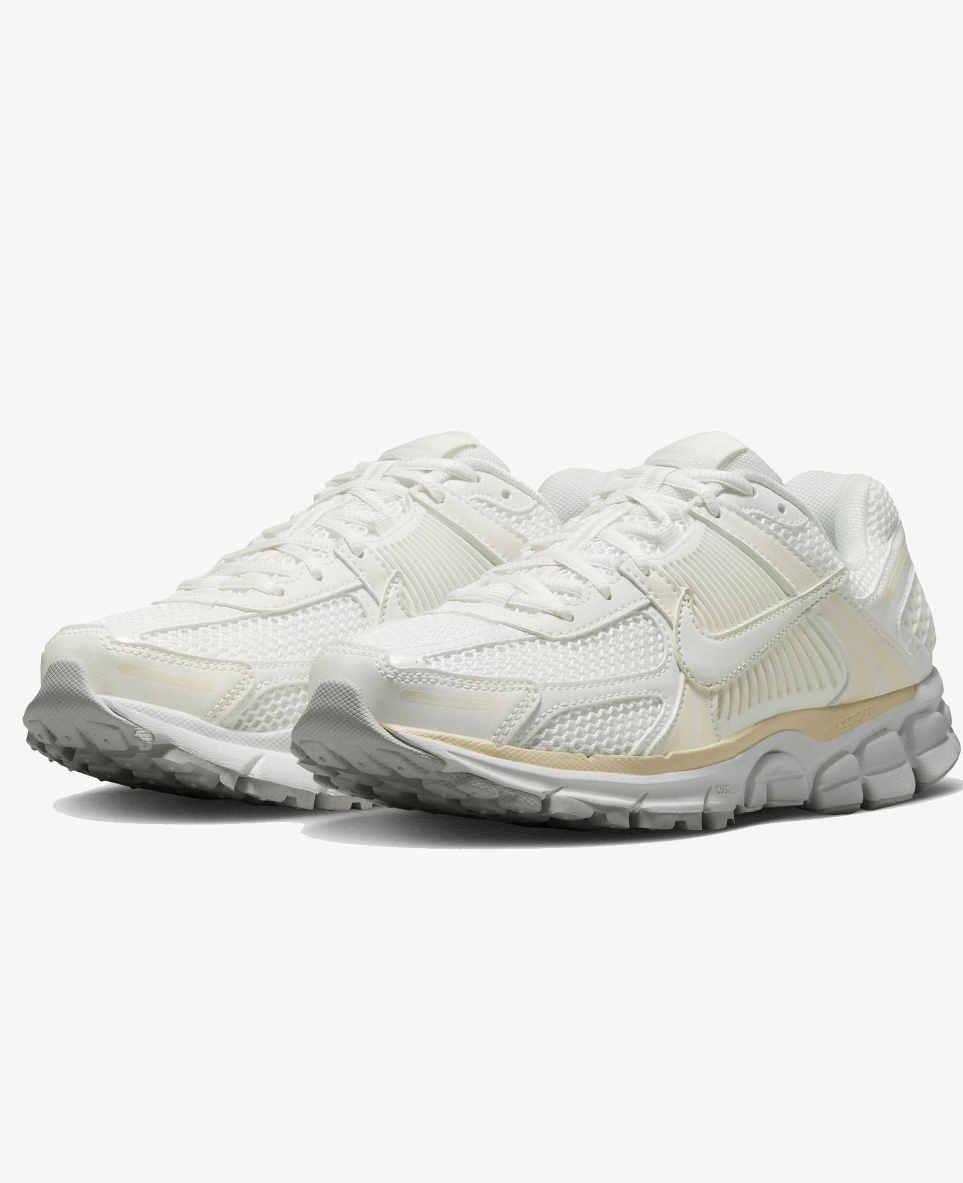 Nike Zoom Vomero 5 Kadın Beyaz Spor Ayakkabı