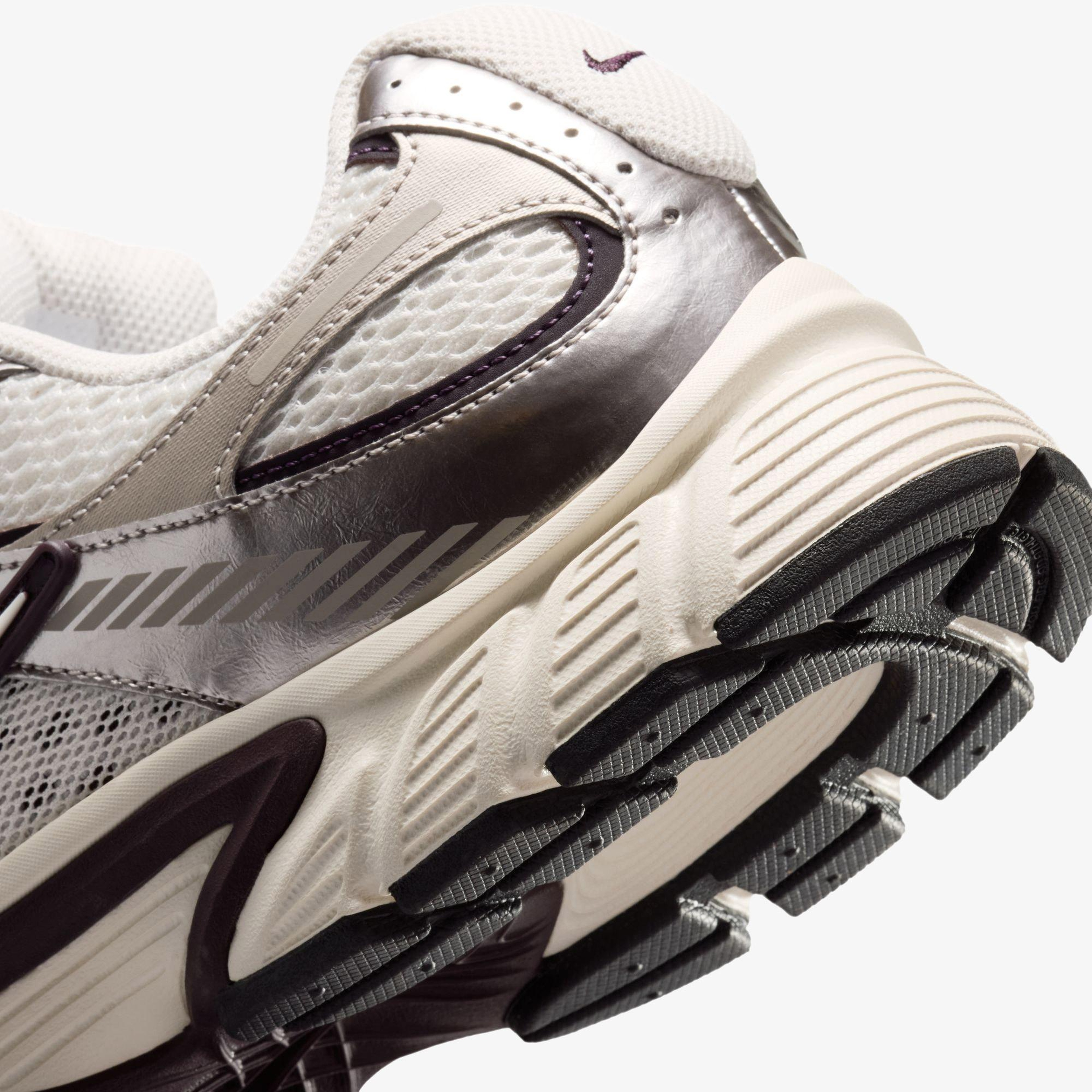 Nike V5 Rnr Erkek Siyah Spor Ayakkabı