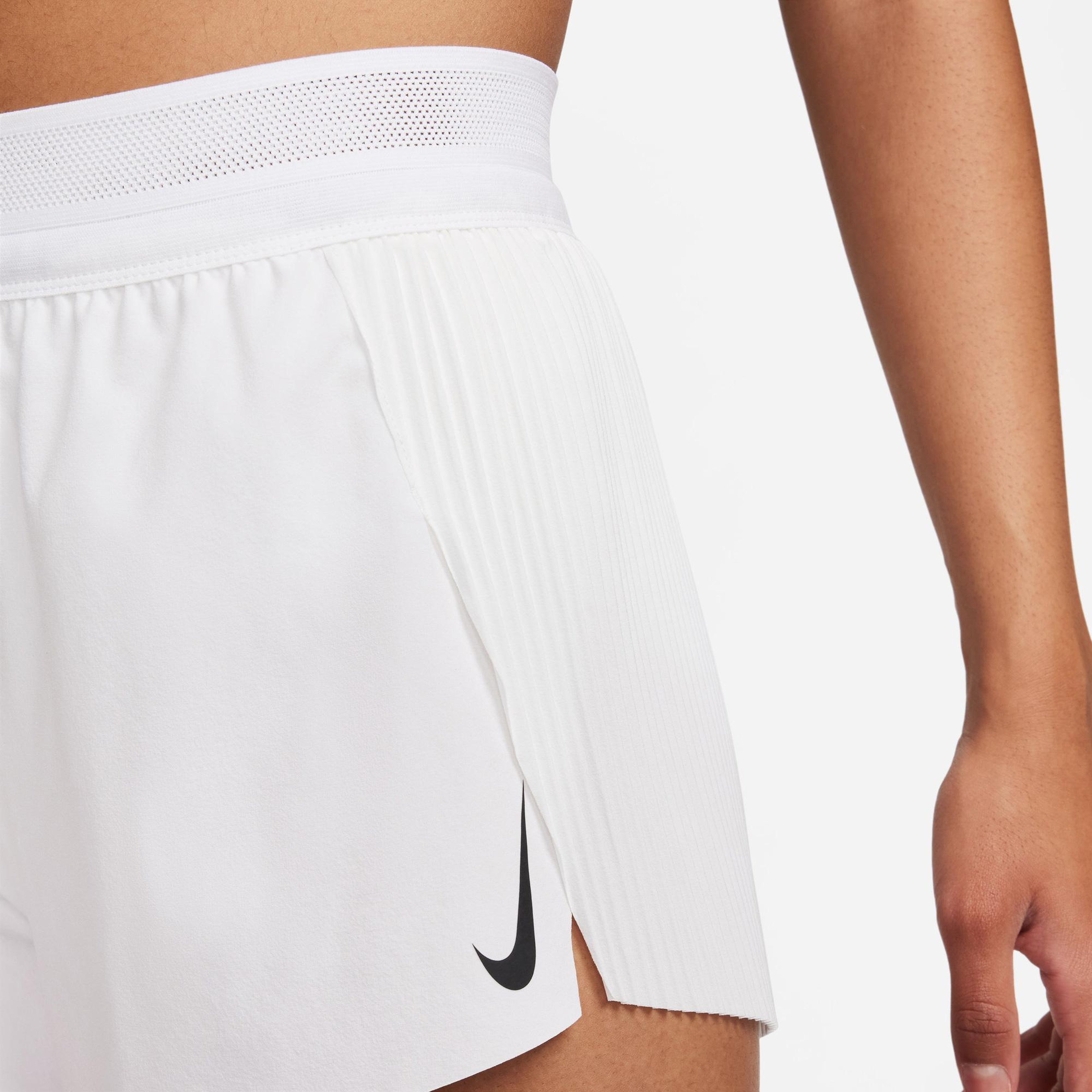 Nike Aeroswift Kadın Beyaz Koşu Şortu