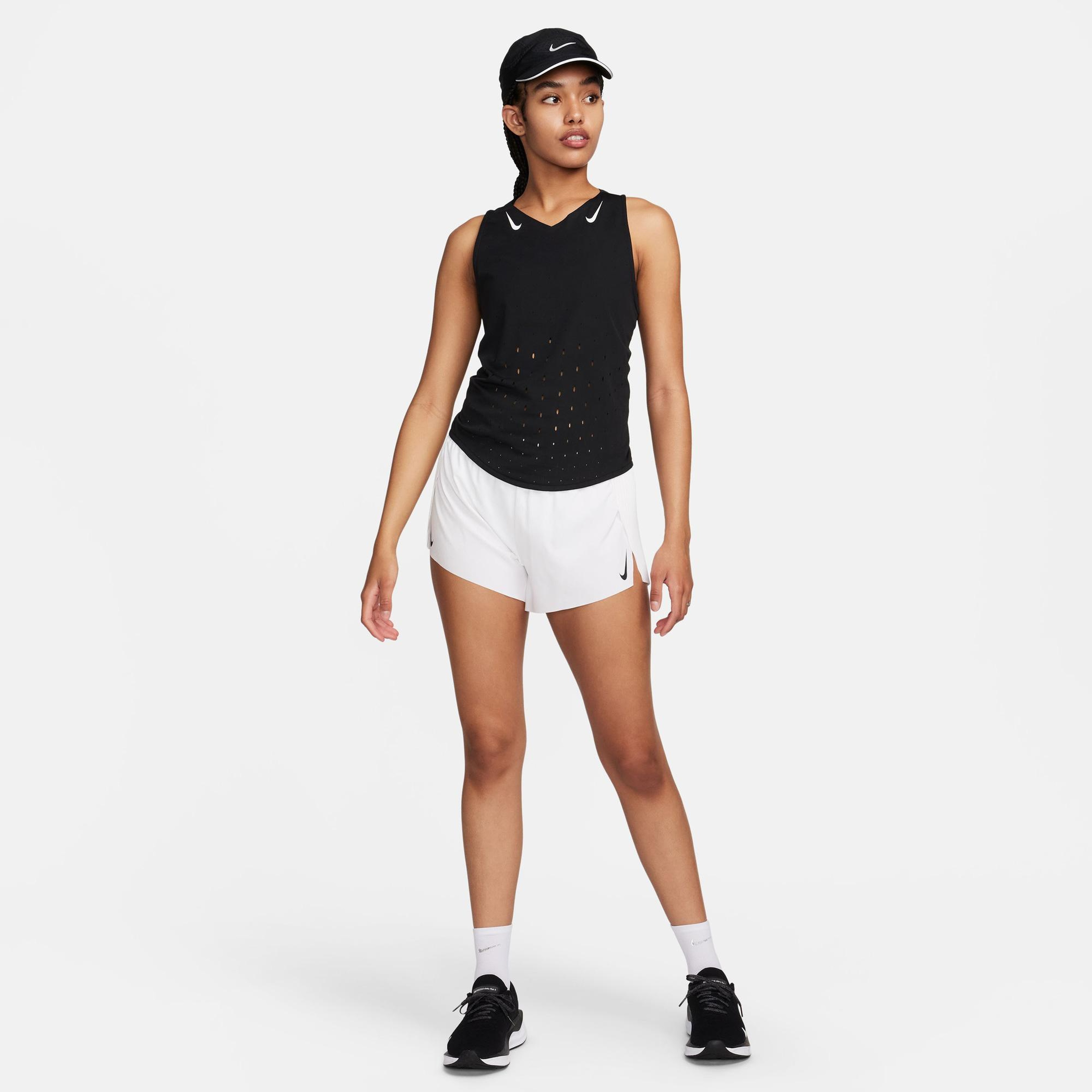 Nike Aeroswift Kadın Beyaz Koşu Şortu