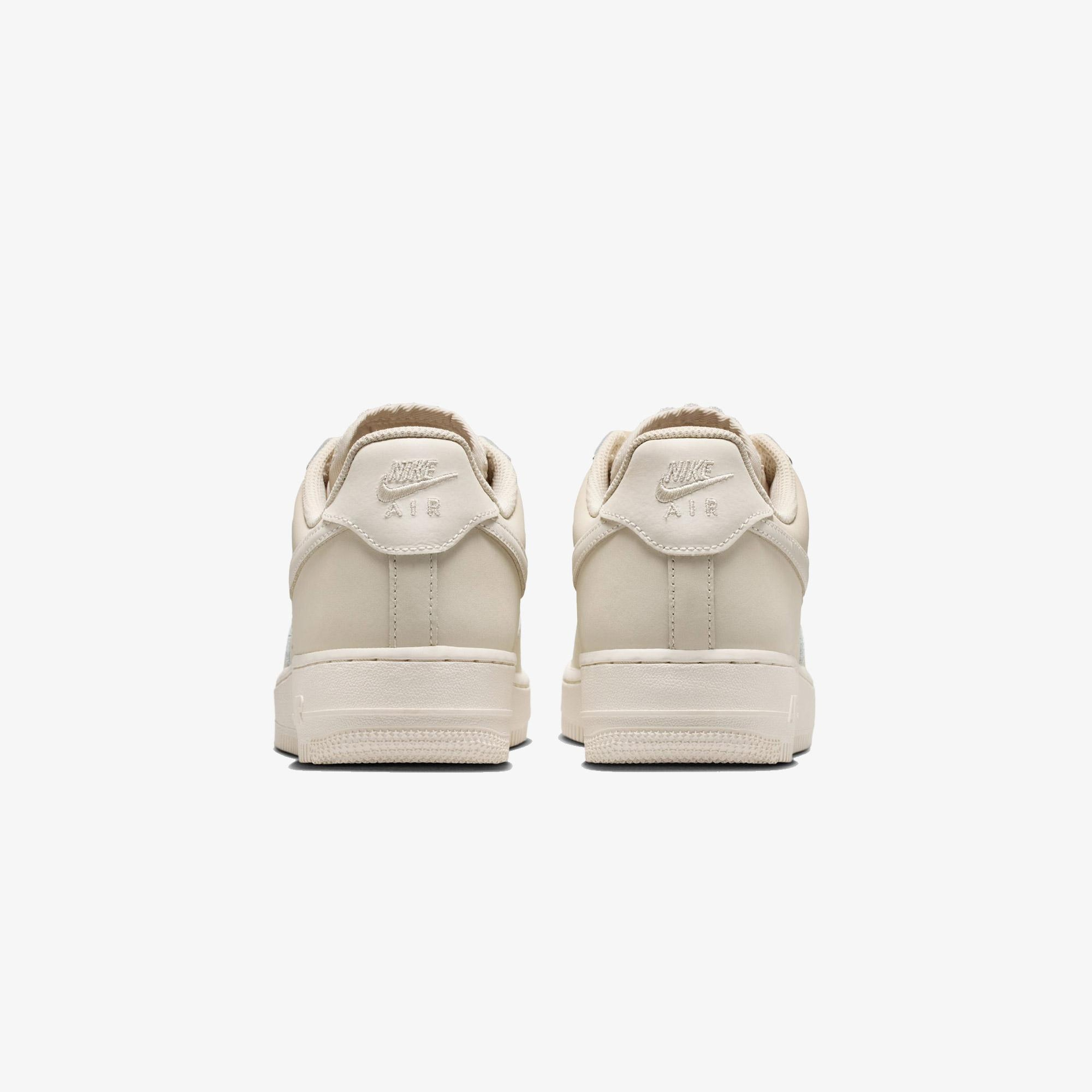 Nike Air Force 1 Retro Prm Kadın Beyaz Spor Ayakkabı