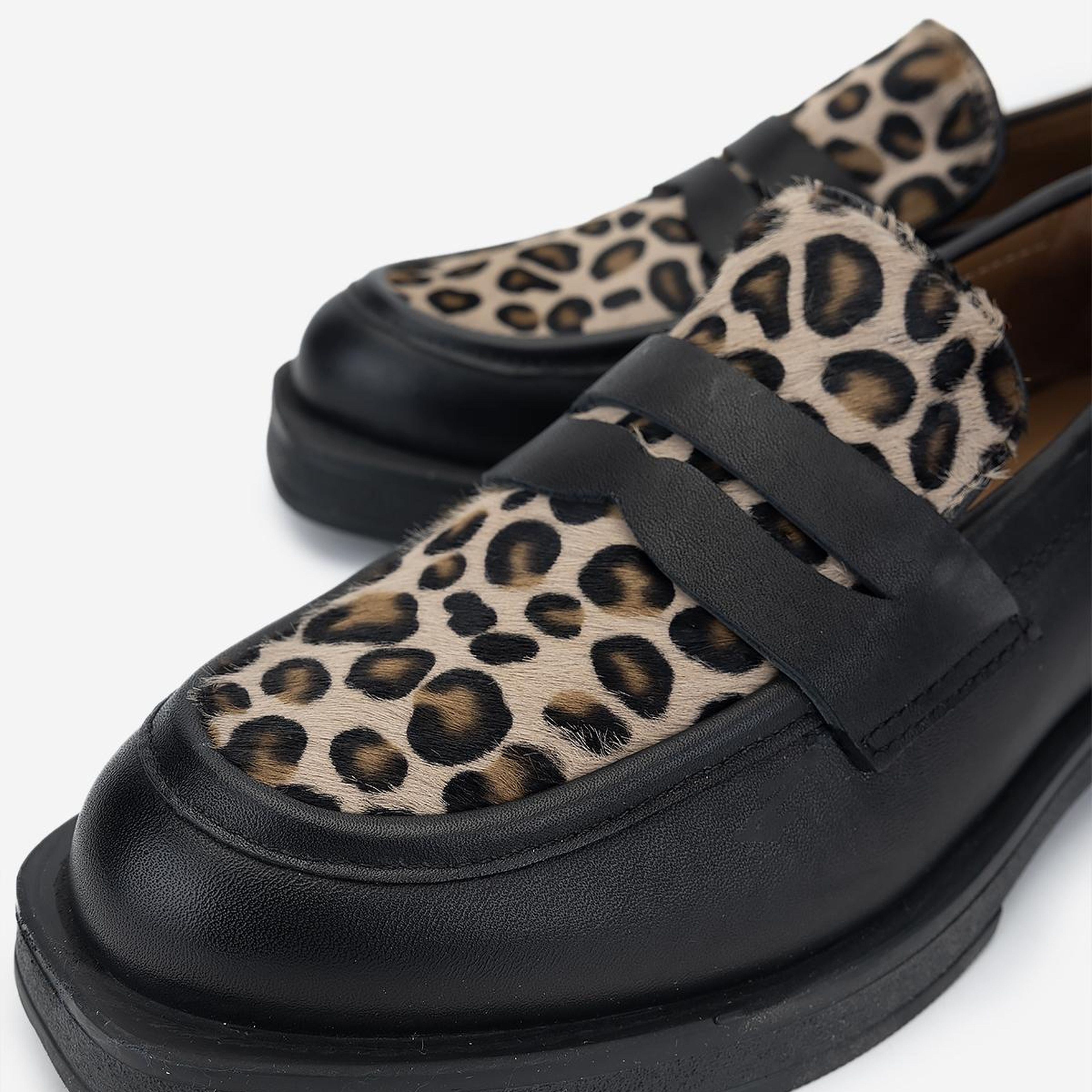 Valmenti Kadın Deri & Tekstil Siyah Loafer Ayakkabı
