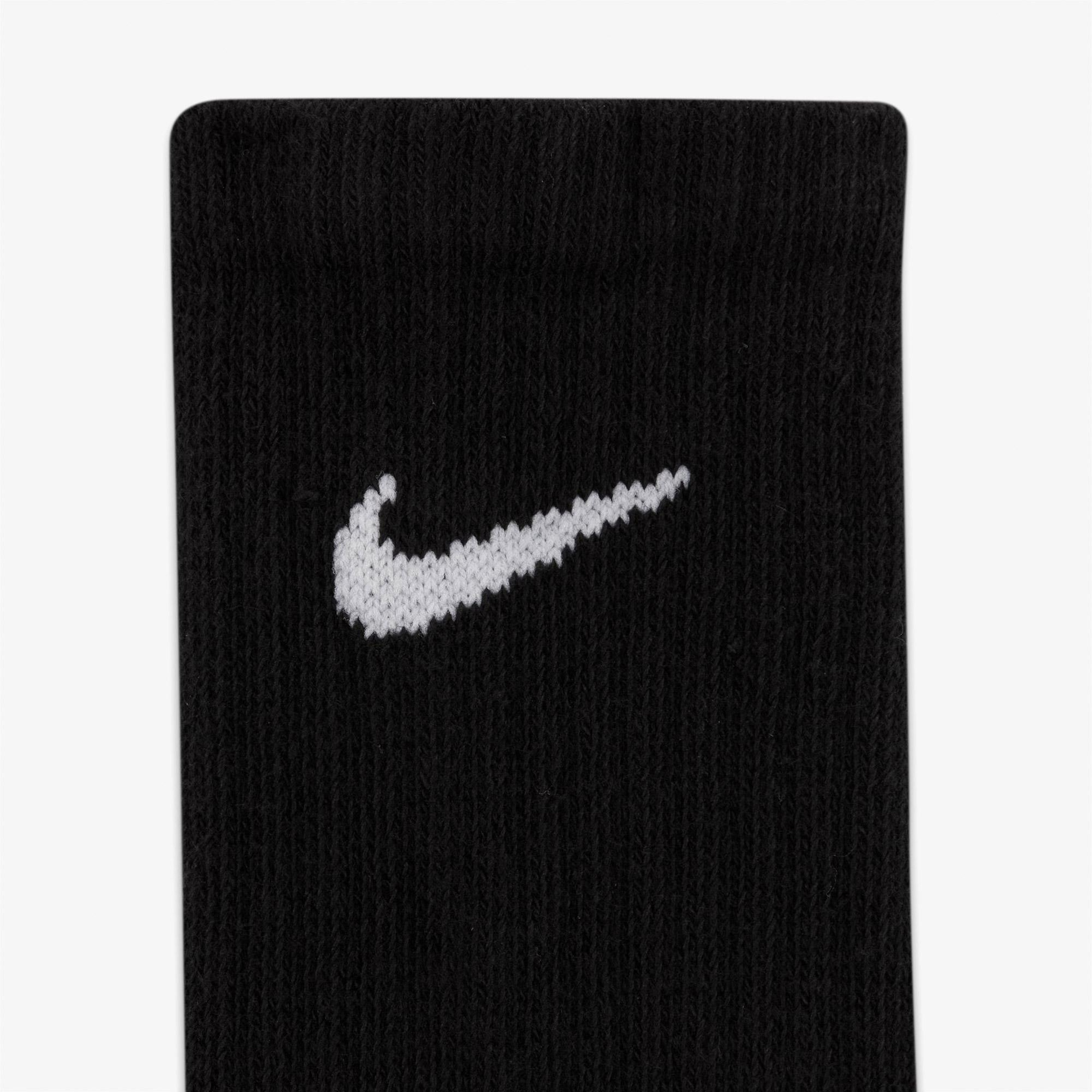 Nike Everyday 6'lı Çocuk Siyah Çorap