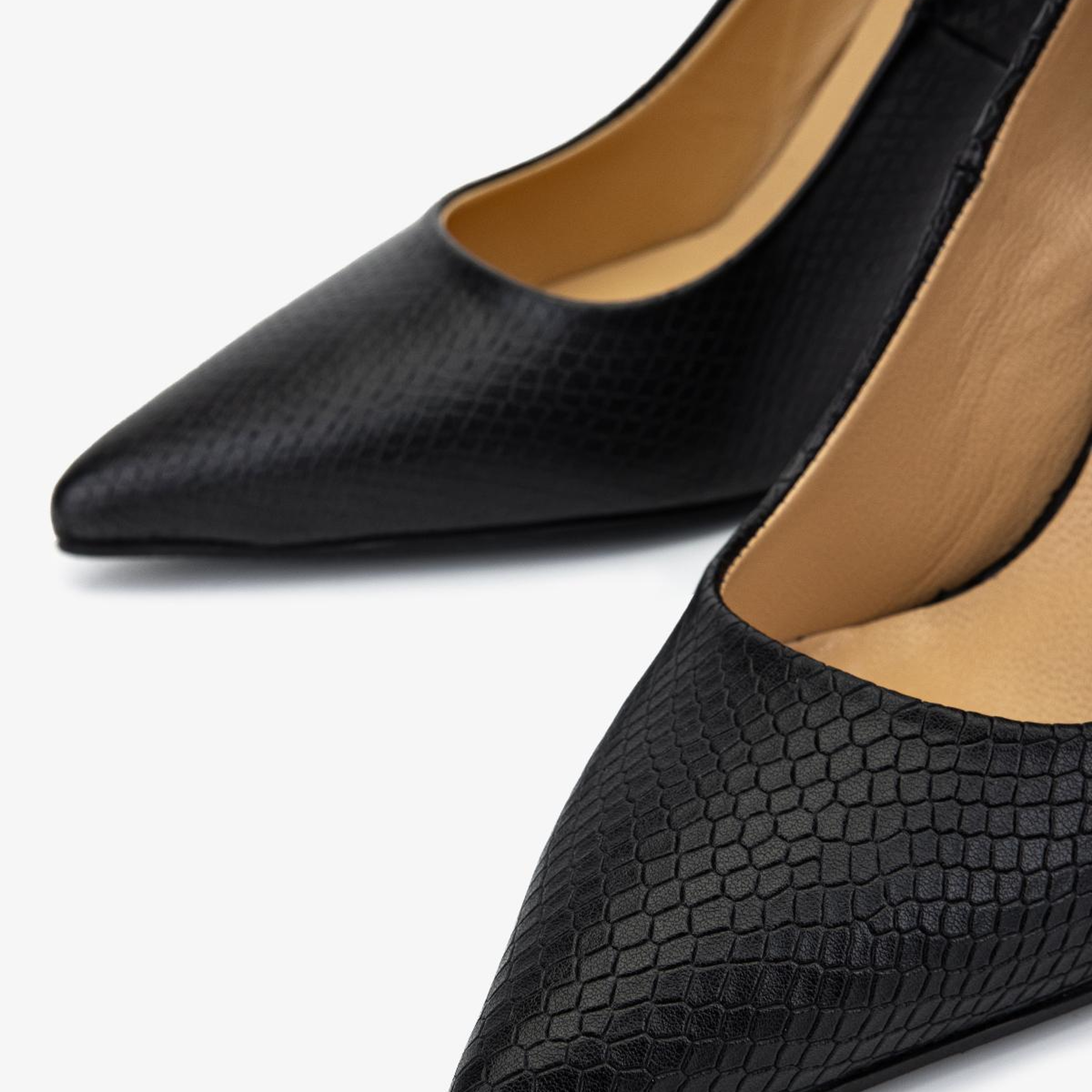 Valmenti Kadın Hakiki Deri Siyah Yılan Desen Stiletto Ayakkabı