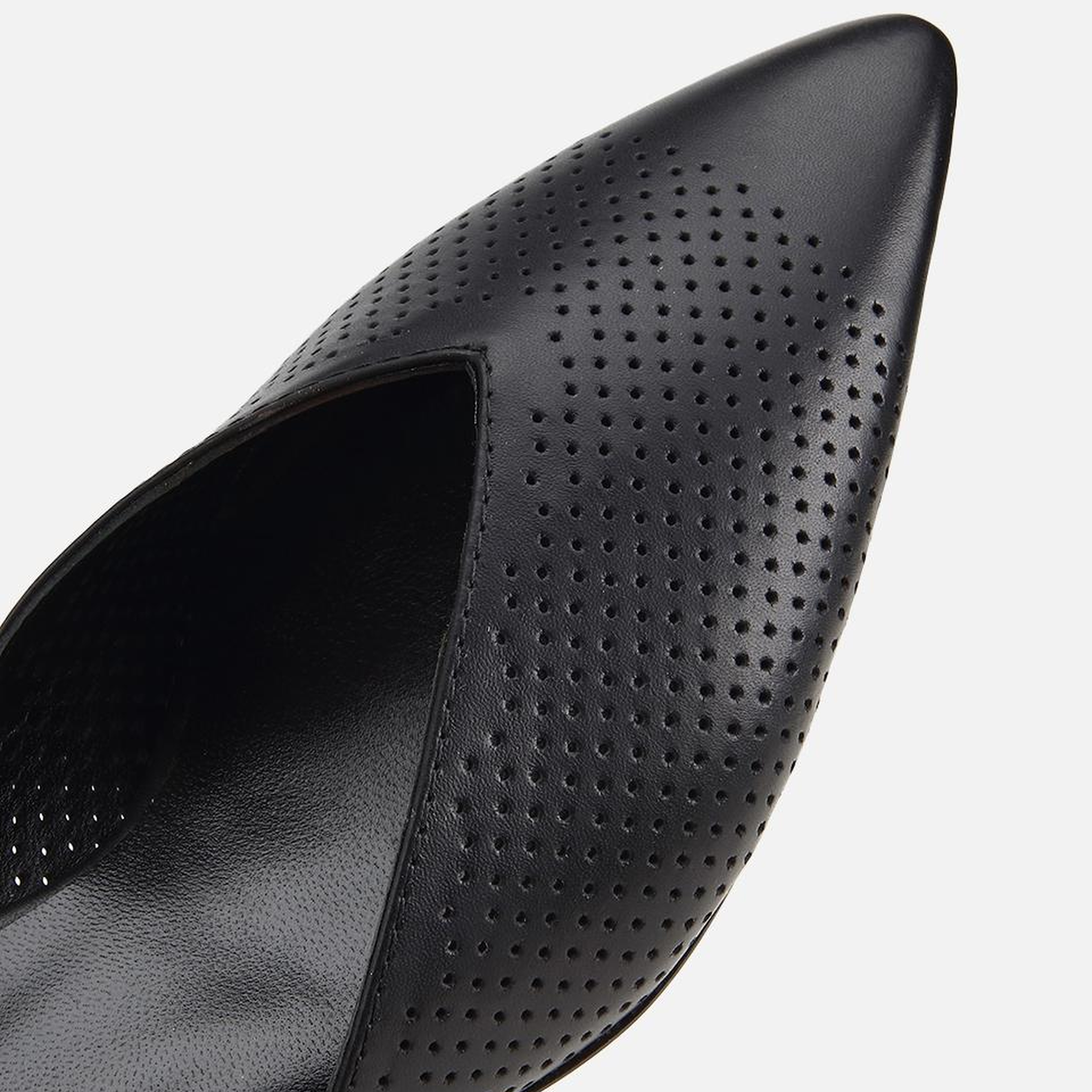 Kadın Deri Siyah Yumuşak Dokulu Arkası Açık  Kısa Topuklu Stiletto