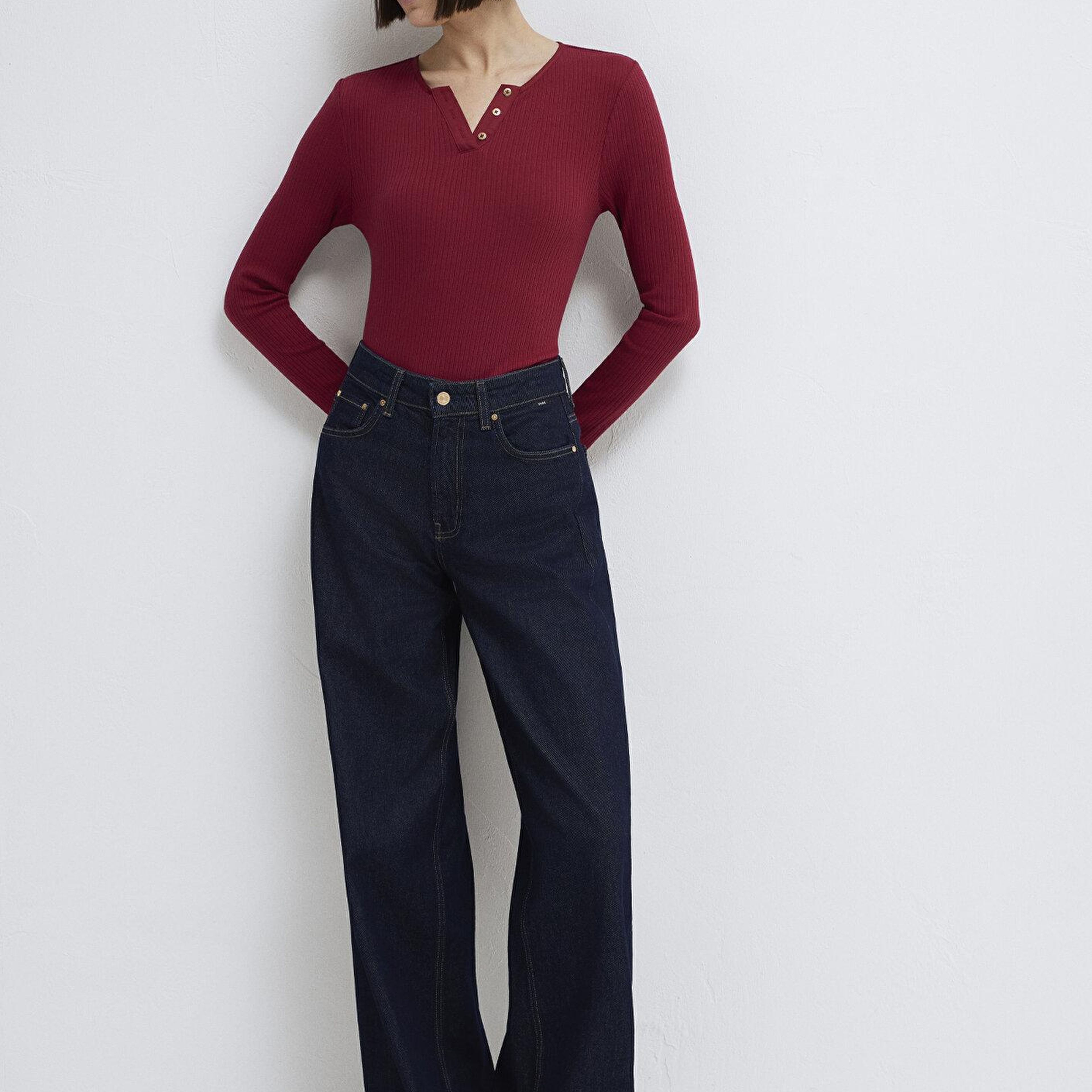Mavi Uzun Kollu Düğme Detaylı Kırmızı Tişört Slim Fit / Dar Kesim 1613756-70431