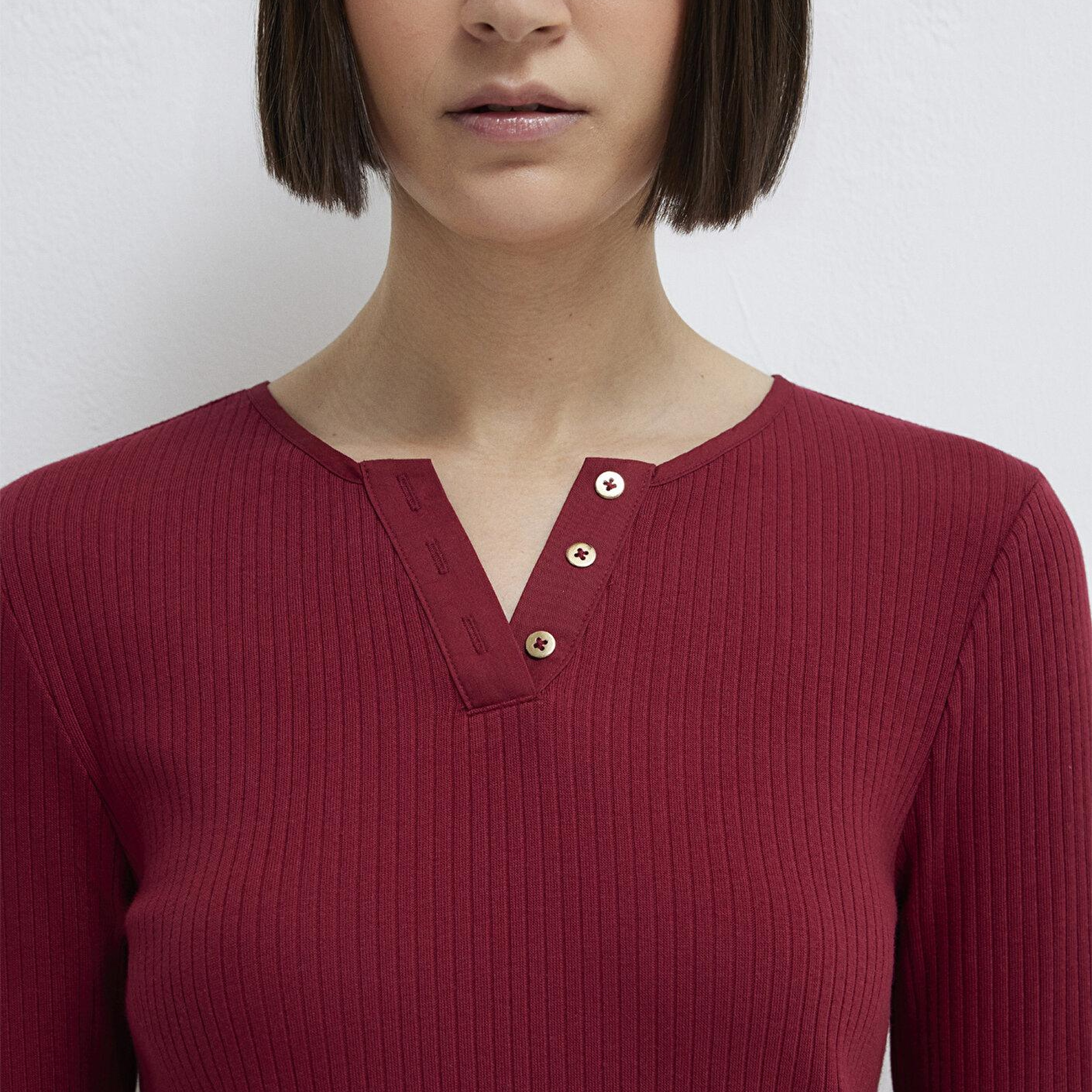 Mavi Uzun Kollu Düğme Detaylı Kırmızı Tişört Slim Fit / Dar Kesim 1613756-70431