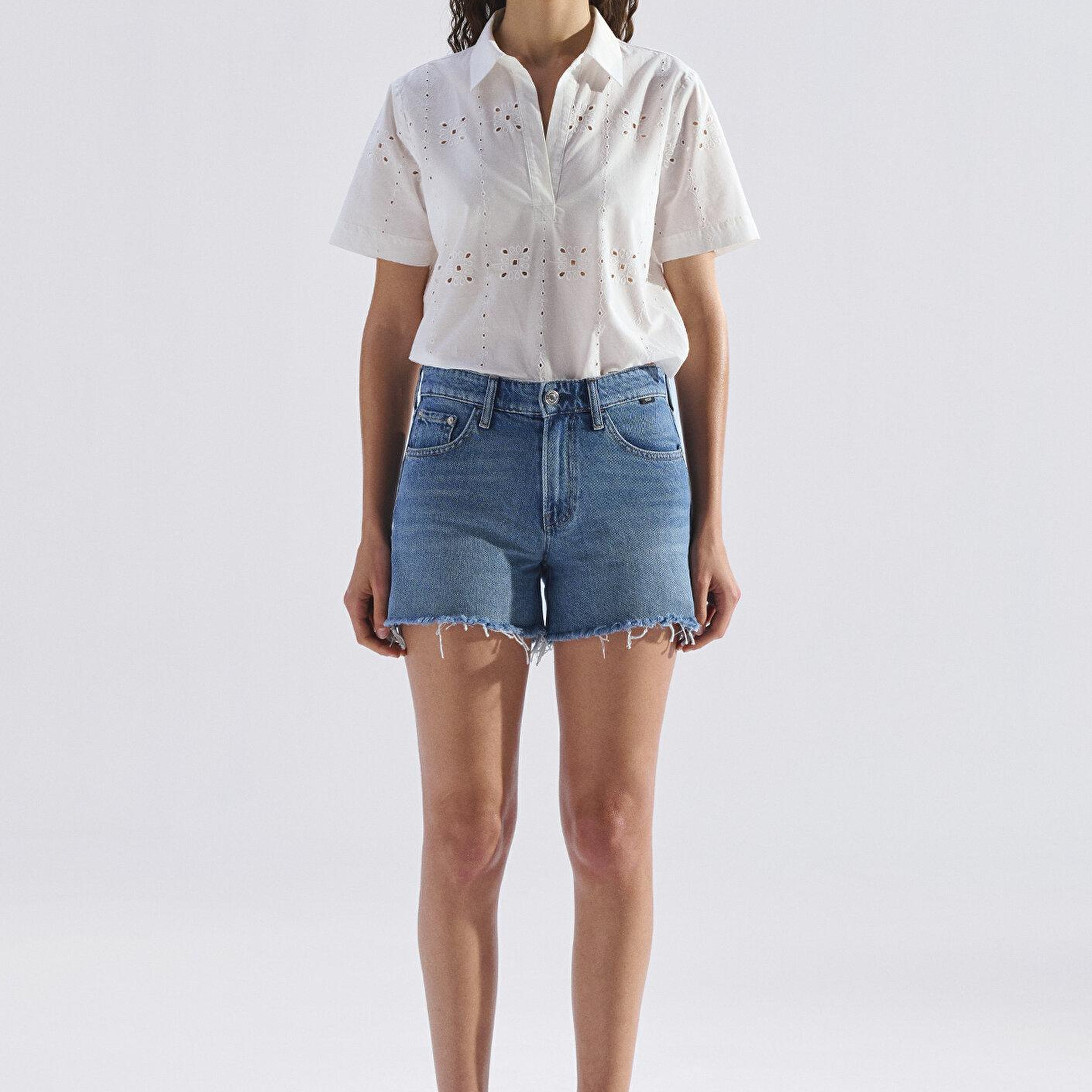 Mavi TAYLOR SHORT Classic Denim Koyu Mavi Jean Şort 1421021-A3194