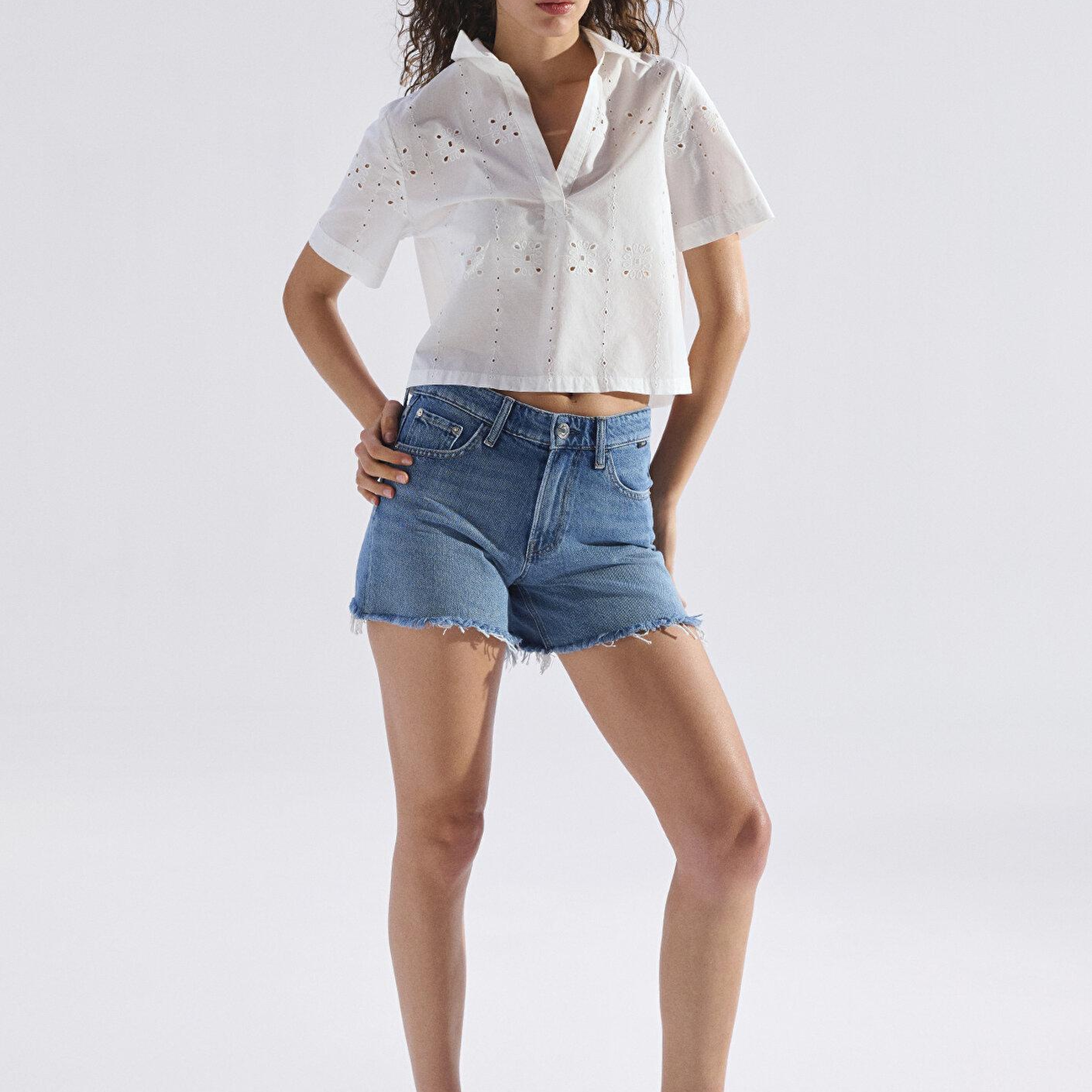 Mavi TAYLOR SHORT Classic Denim Koyu Mavi Jean Şort 1421021-A3194