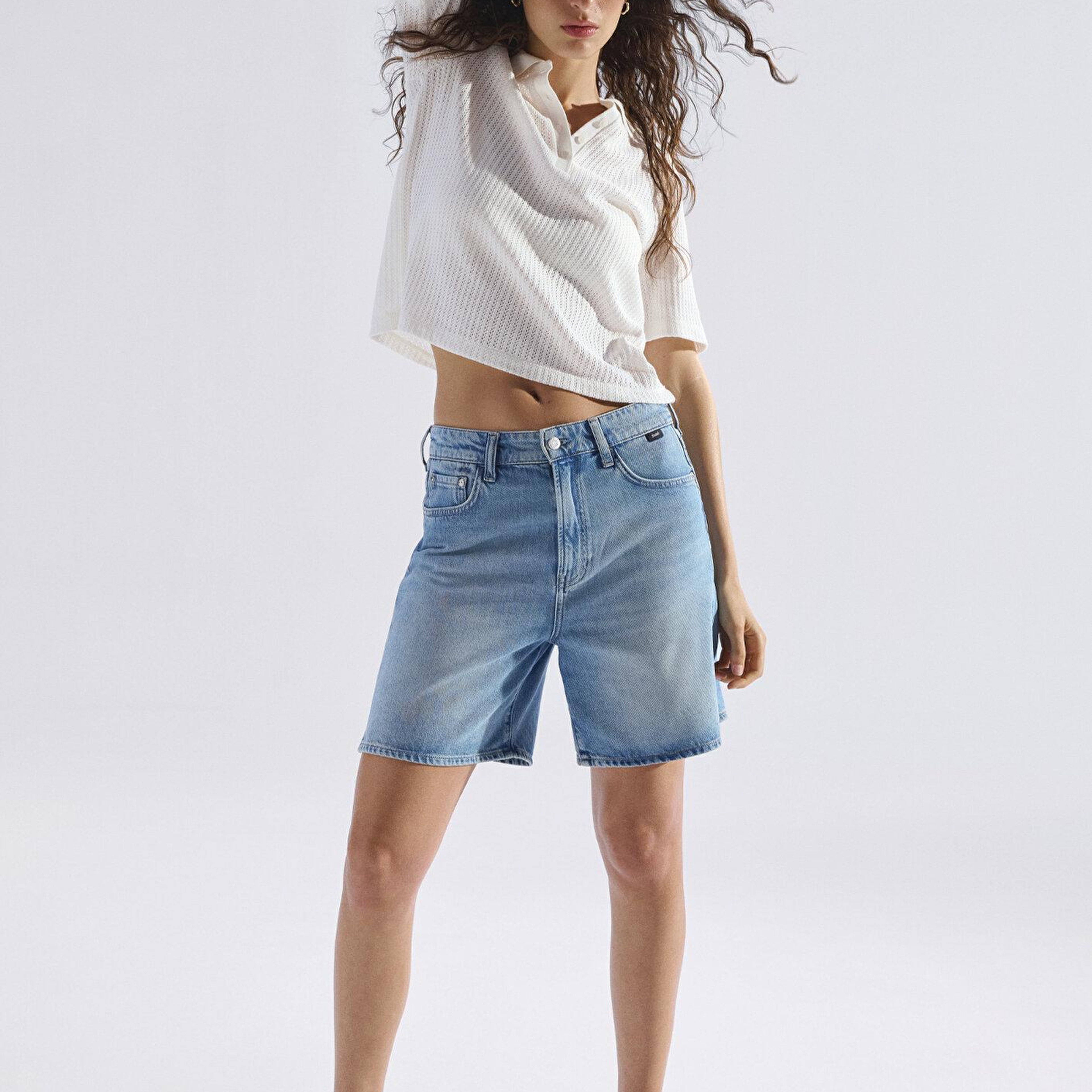 Mavi SIENA SHORT Classic Denim Vintage Açık Mavi Jean Şort 1421033-A3924