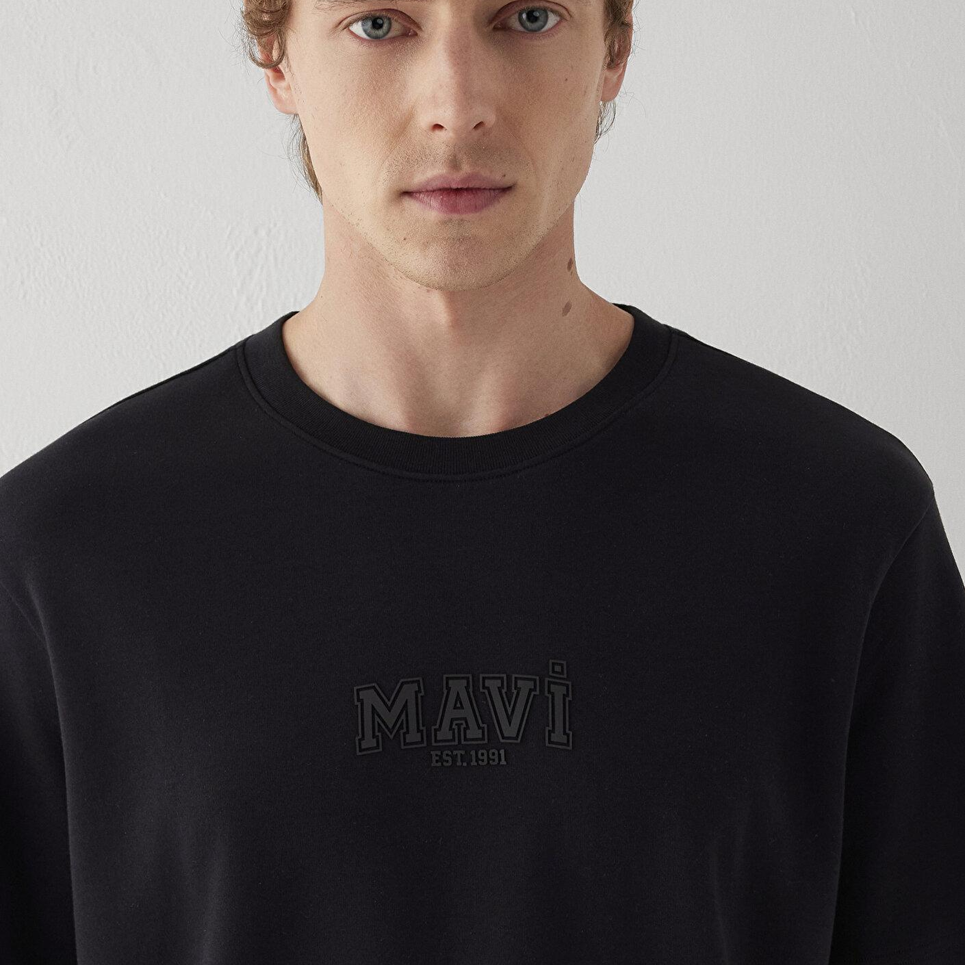 Mavi Siyah Tişört Regular Fit / Normal Kesim 0613662-900