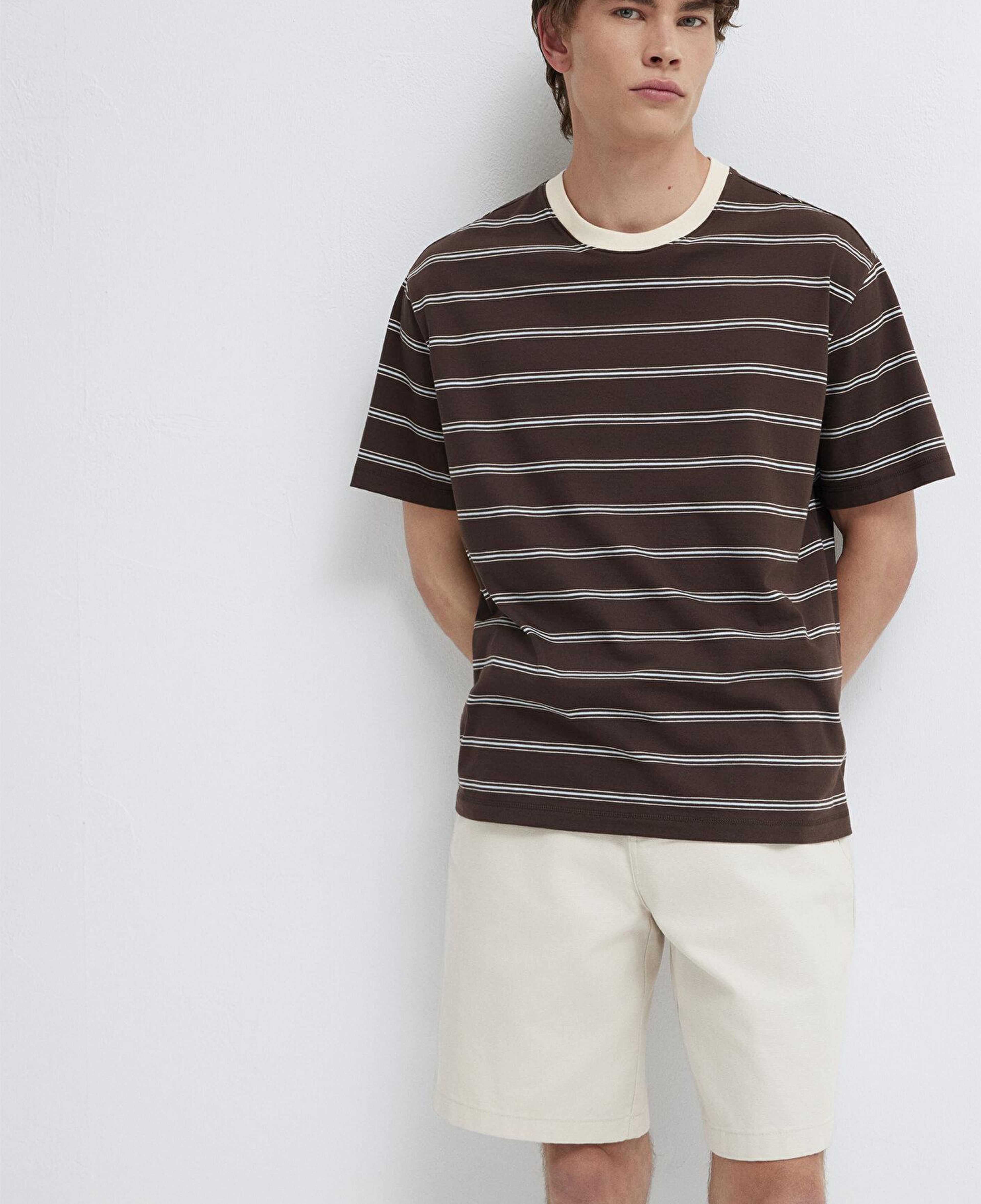 Mavi Çizgili Kahverengi Tişört Loose Fit / Bol Rahat Kesim 0613644-70220