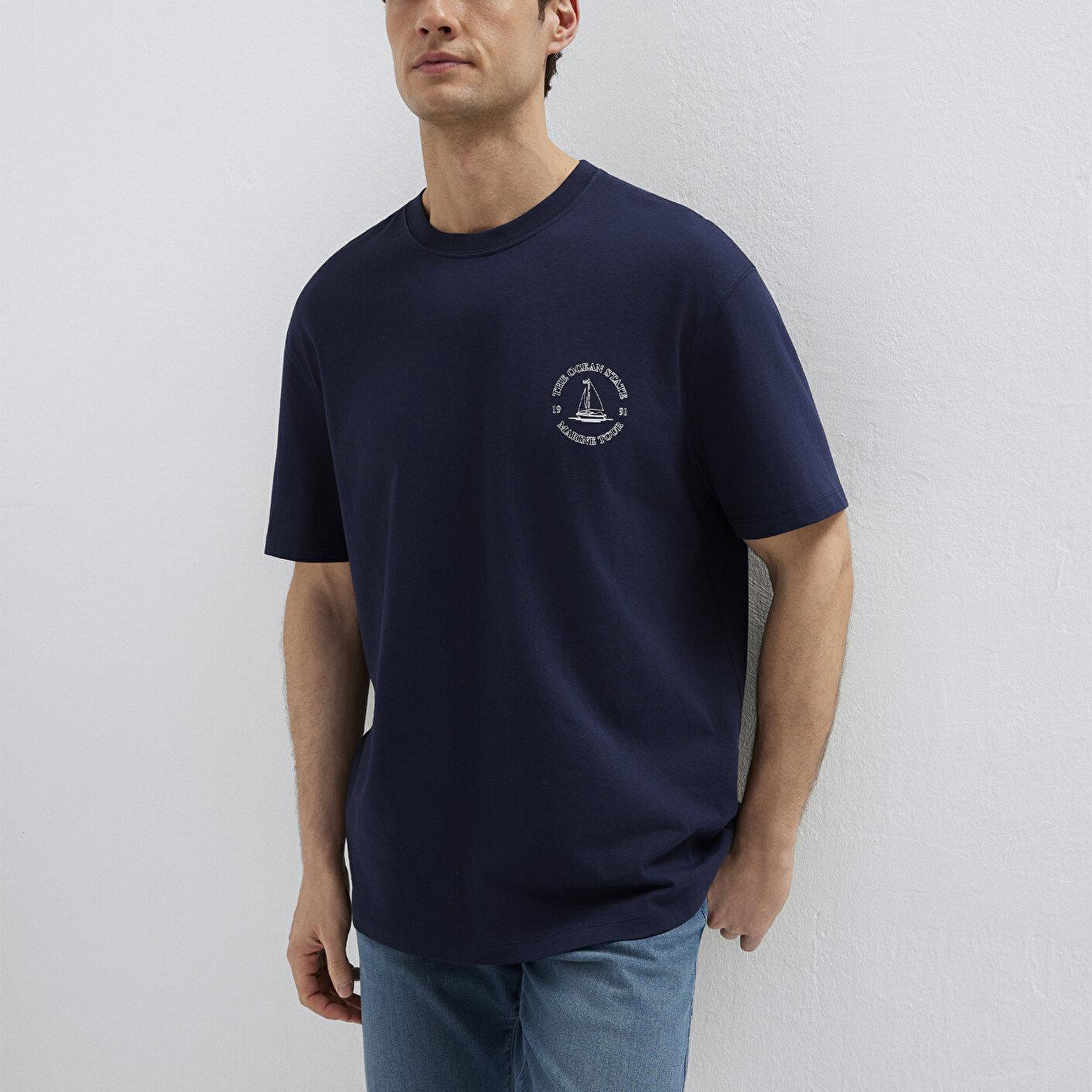 Mavi Baskılı Lacivert Tişört Loose Fit / Bol Rahat Kesim 0613282-82318