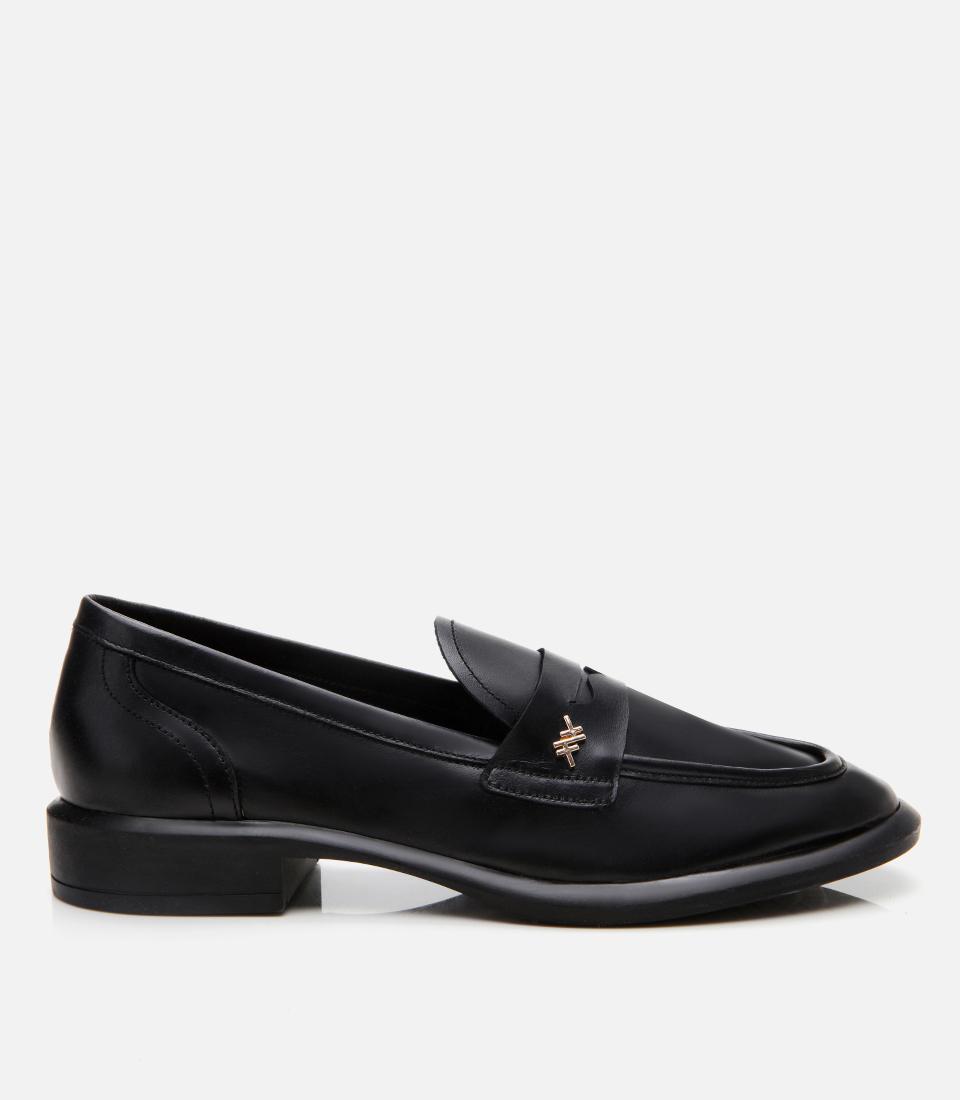 Kadın Deri Siyah Esnek Tabanlı Klasik Loafer