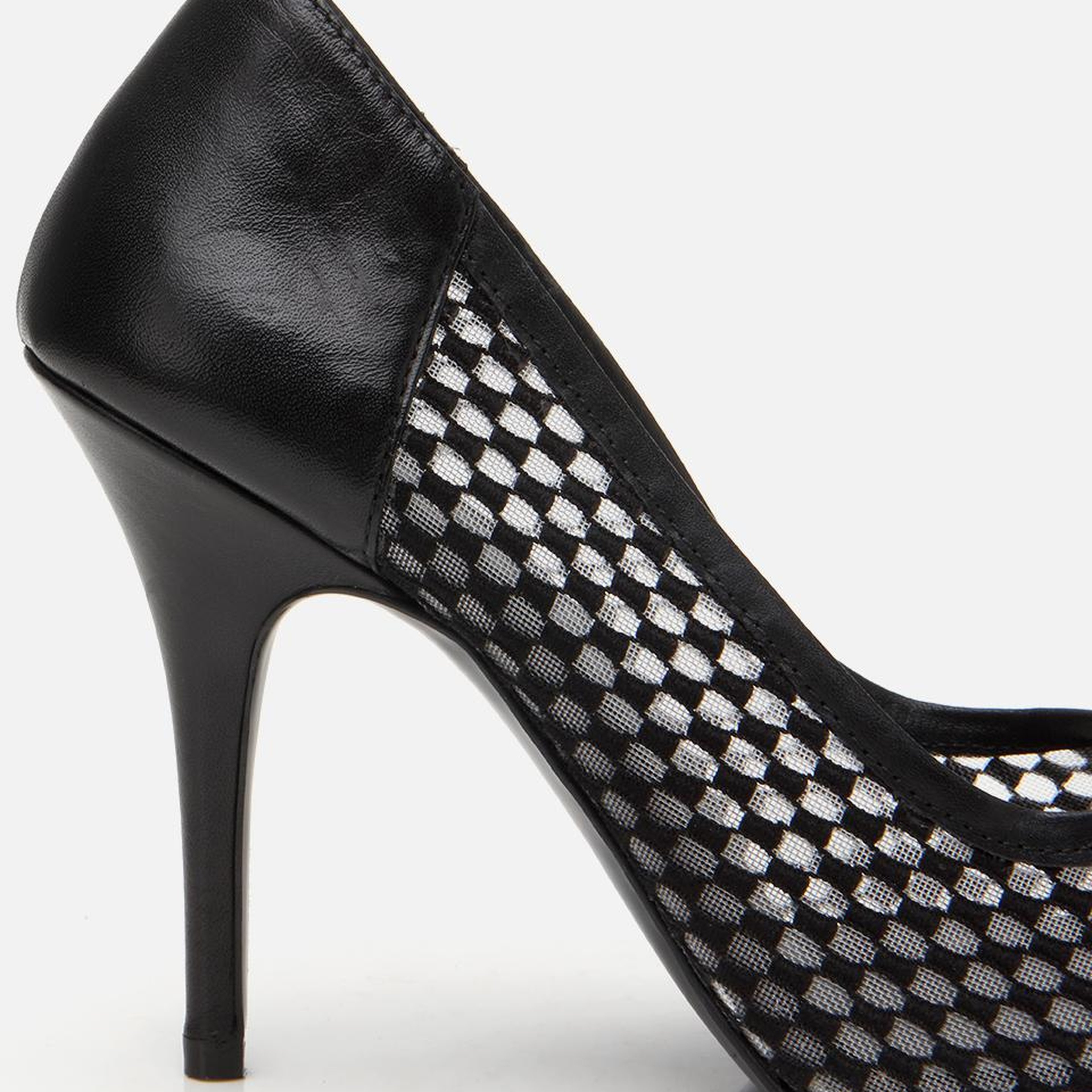 Kadın Siyah Fileli Stiletto