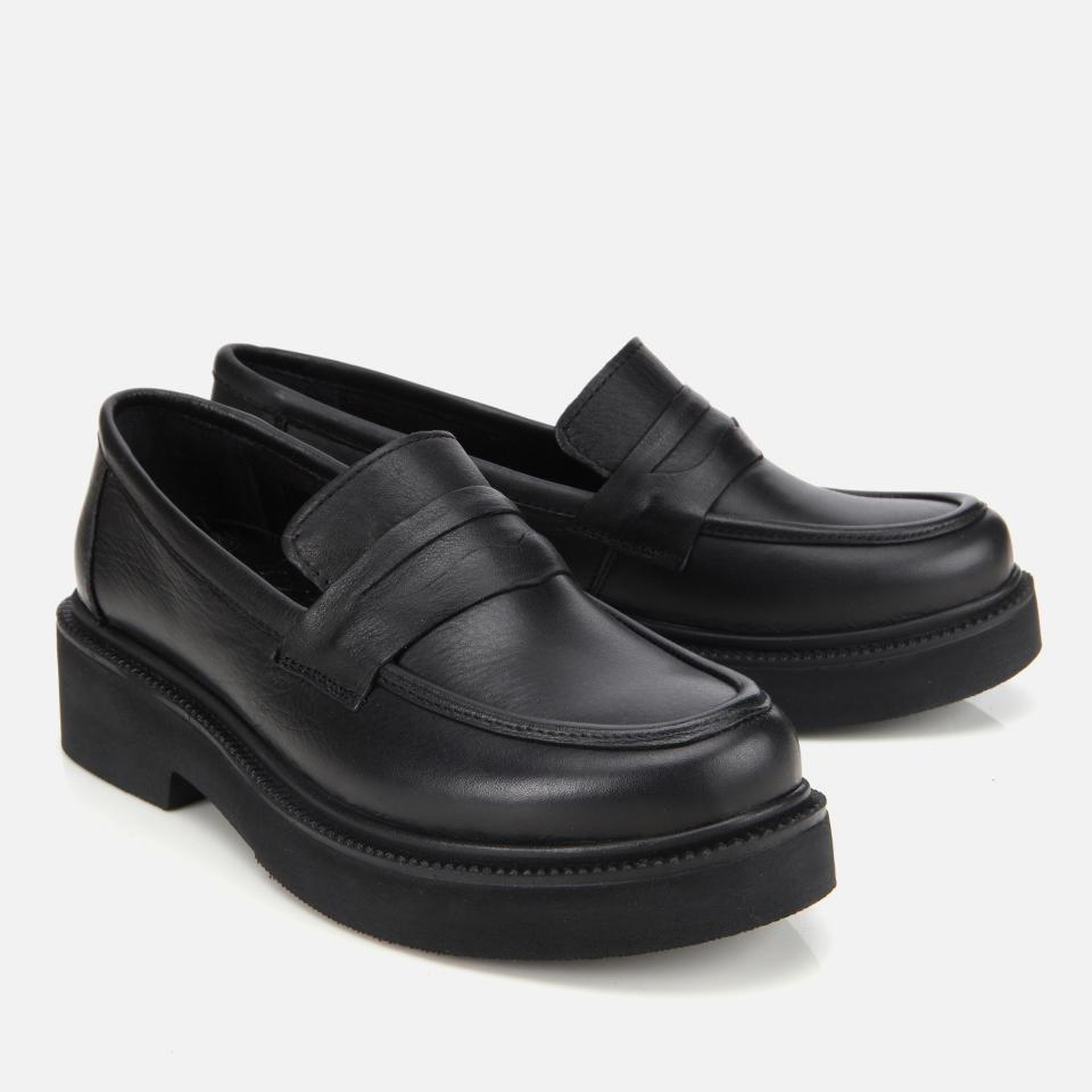 Kadın Deri Siyah Kalın Tabanlı Klasik Loafer