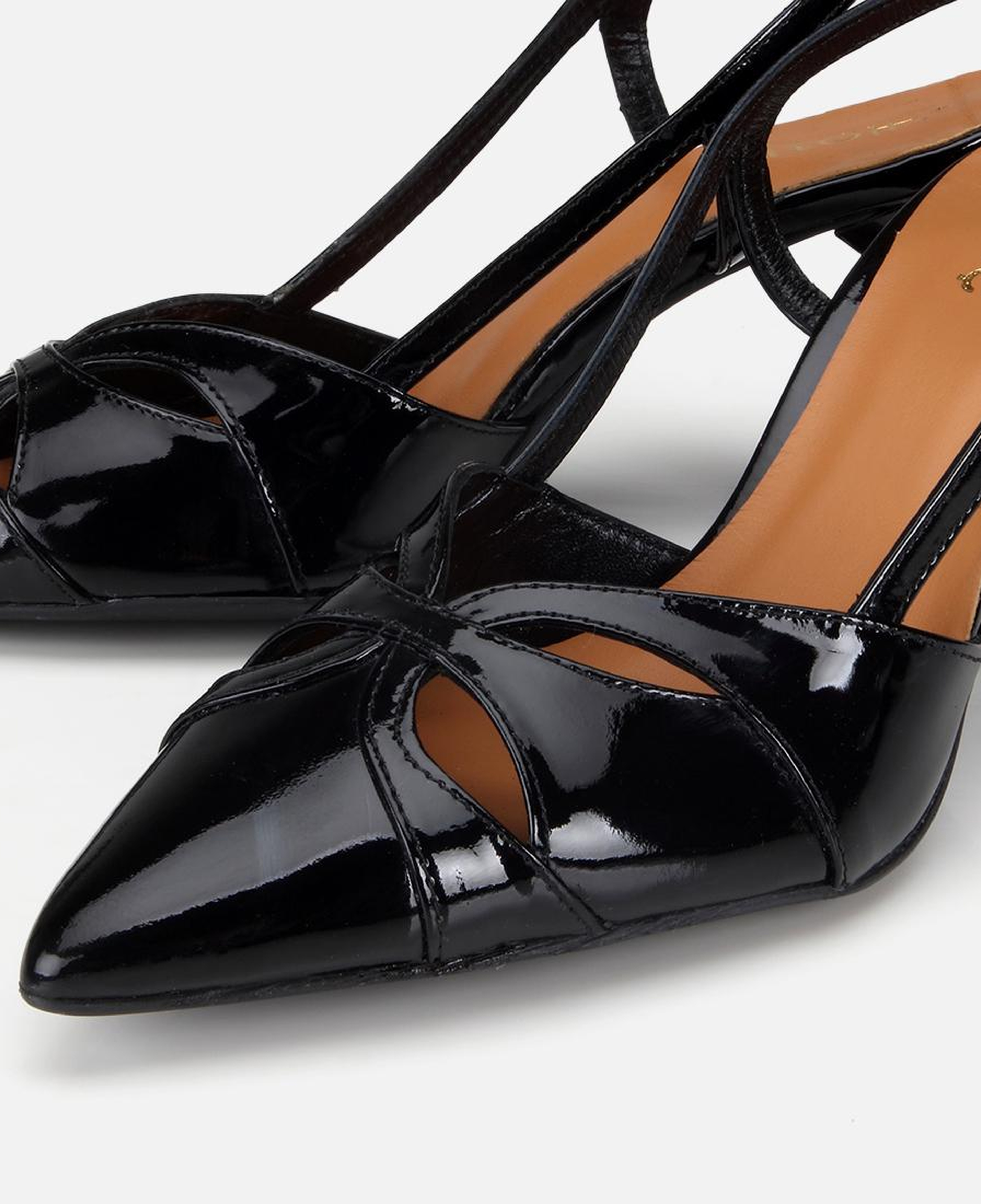Kadın Rugan Deri Siyah Arkası Açık Kısa Topuklu Stiletto