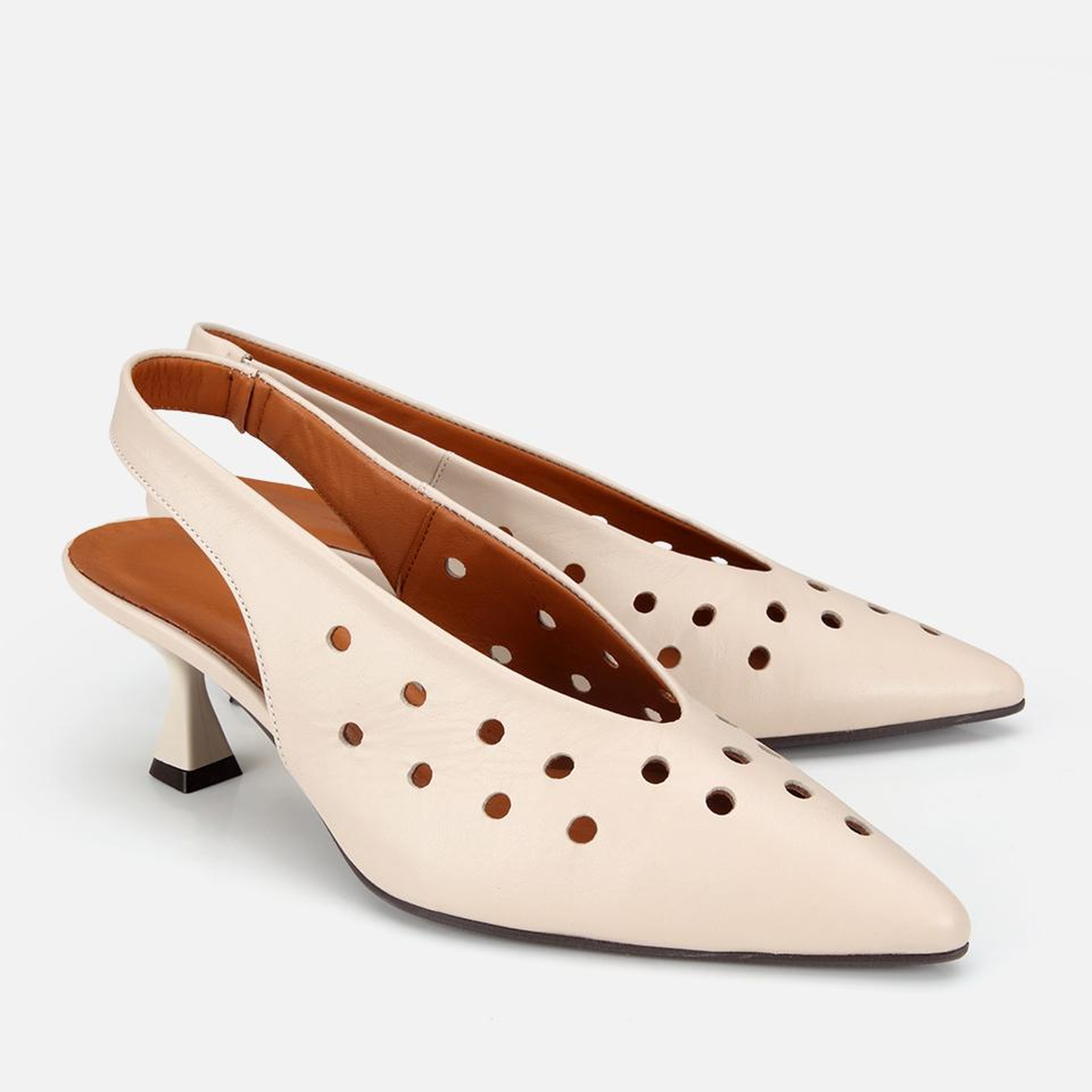 Kadın Deri Ekru Delikli Arkası Açık Kısa Topuklu Stiletto