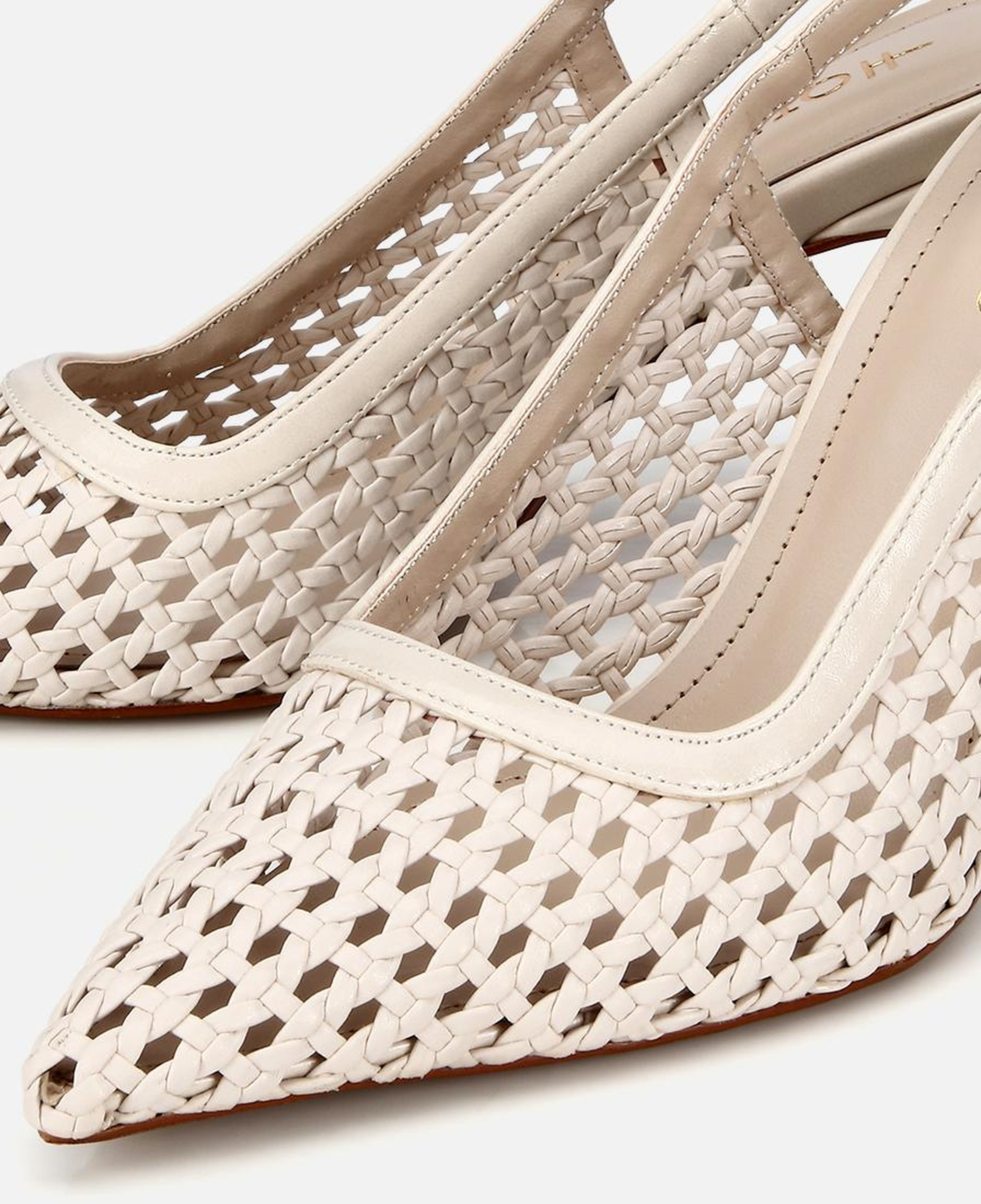 Kadın Bej Hasır Detaylı Arkası Açık Kısa Topuklu Stiletto
