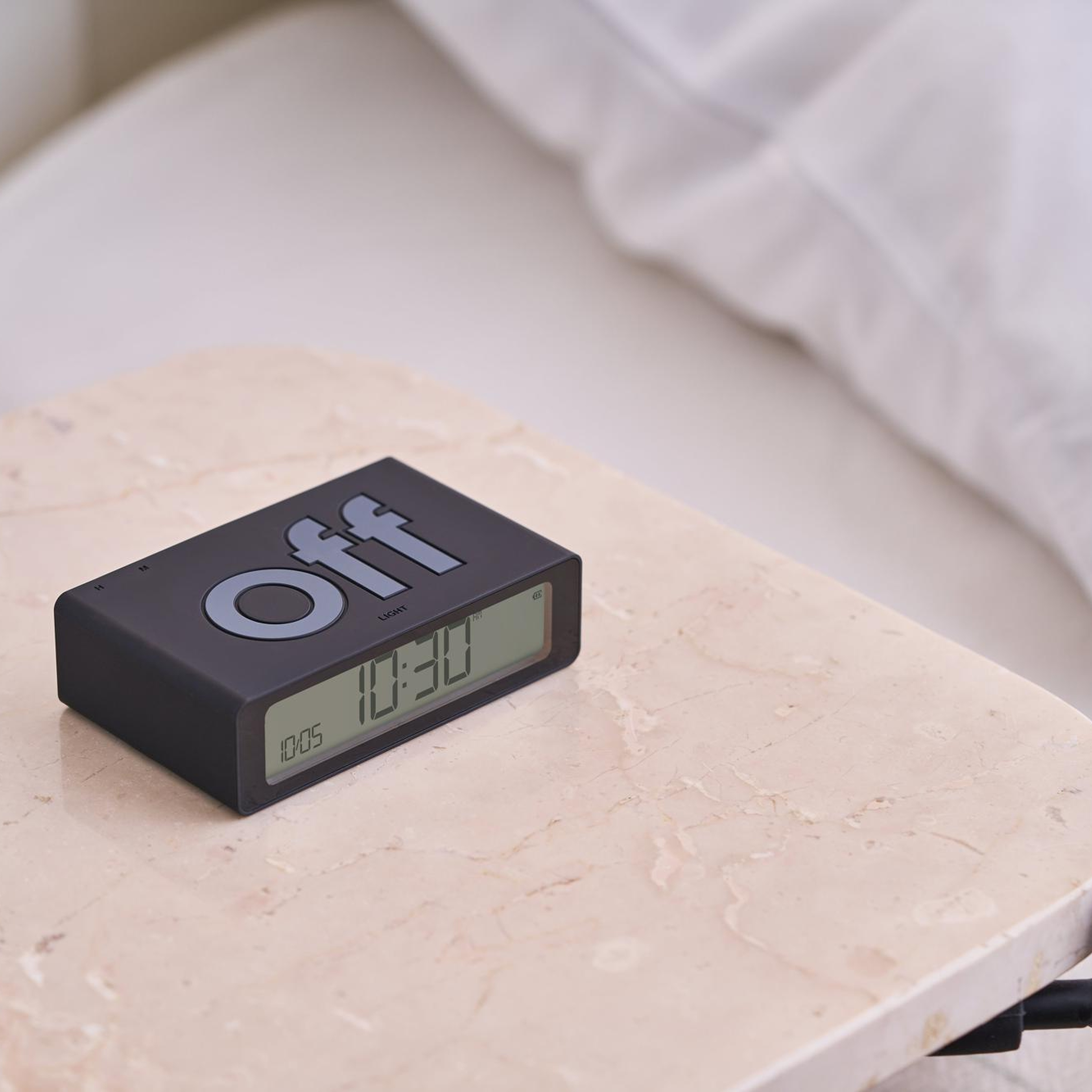 Lexon Flip Mini Şarj Edilebilir Alarm Saat Siyah