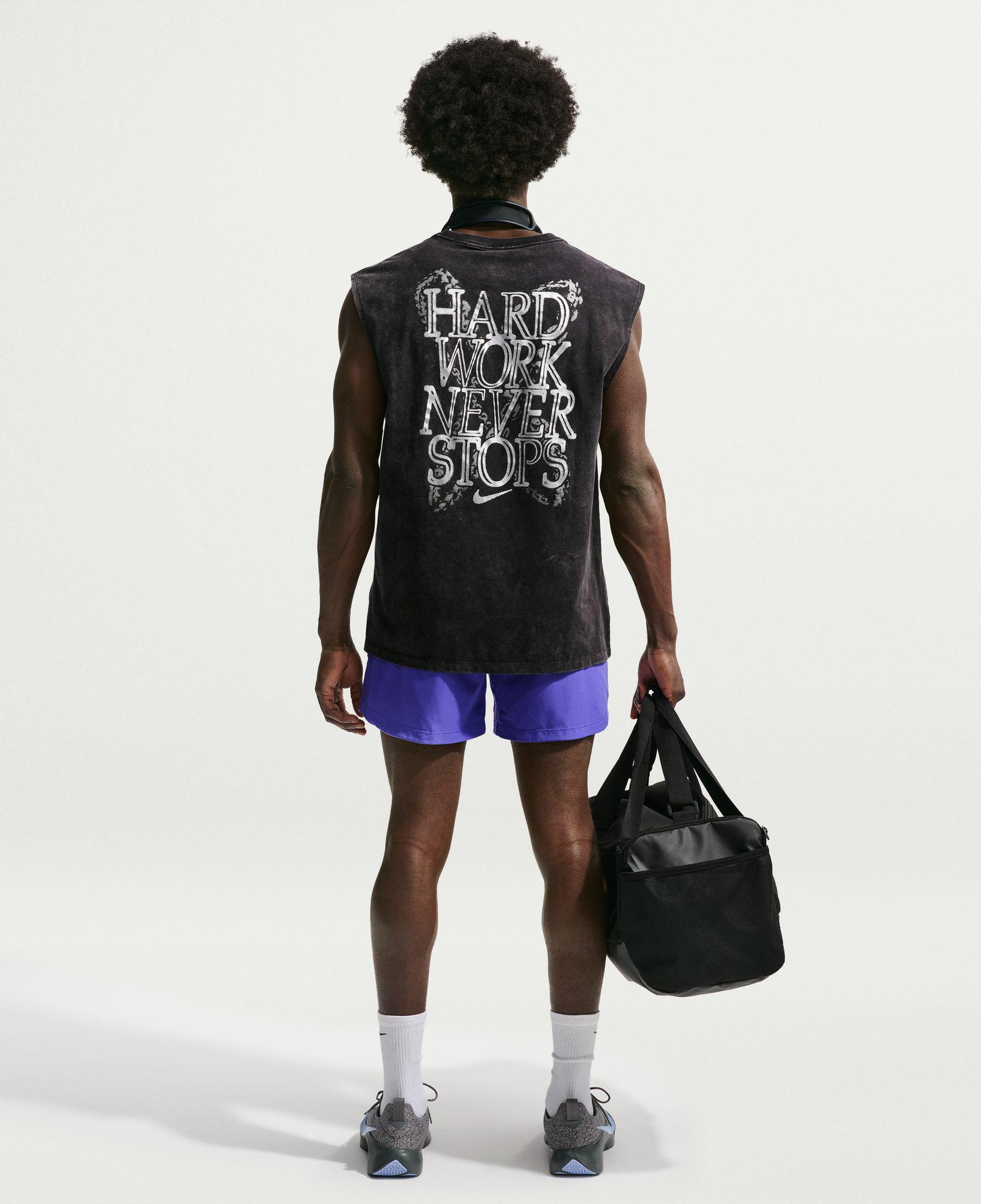Nike Training Erkek Siyah Kolsuz T-Shirt